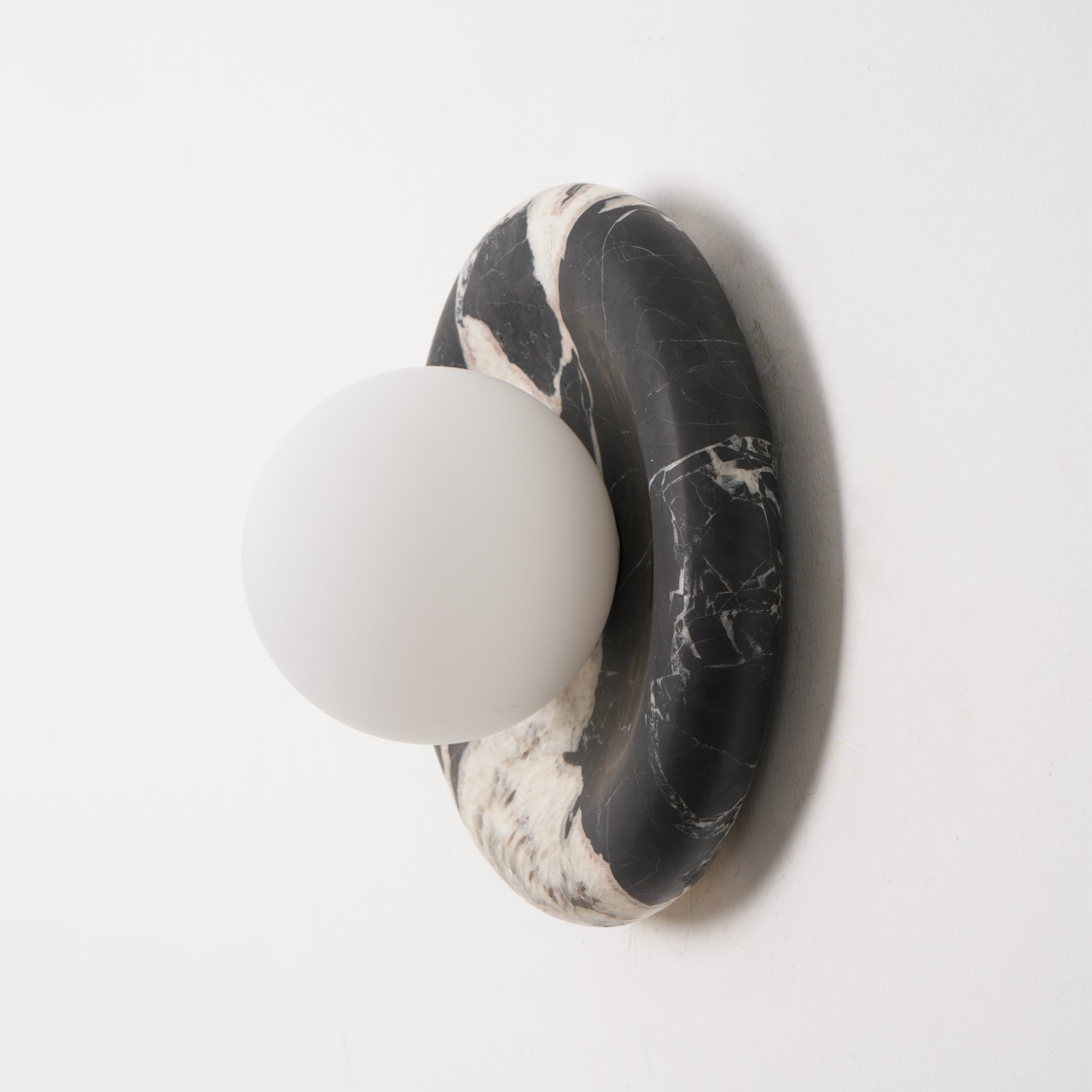 Liomiio Round Wall Light