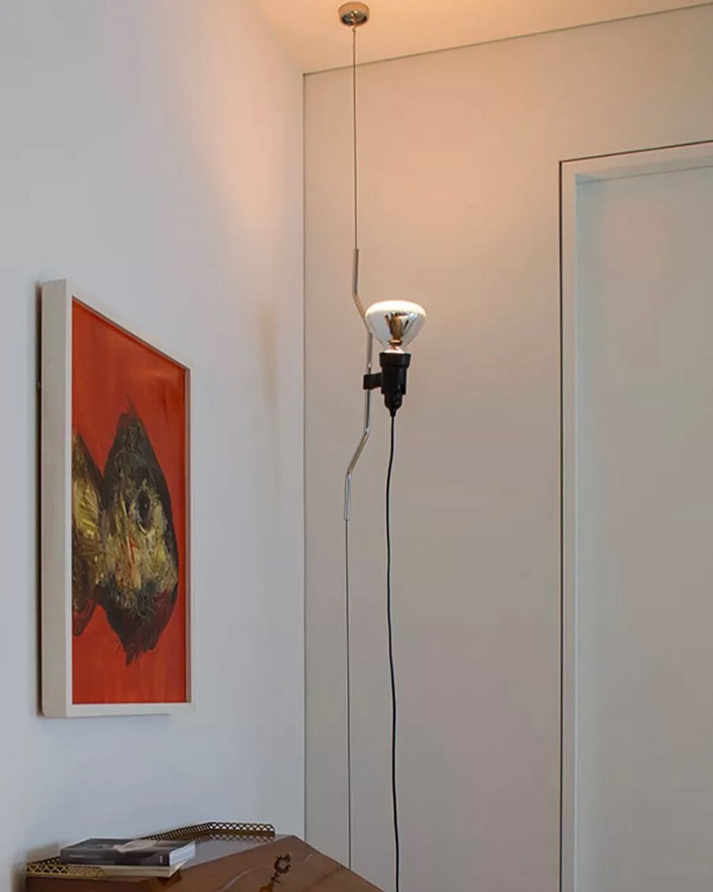 Elomiden Floor to Ceiling Lamp