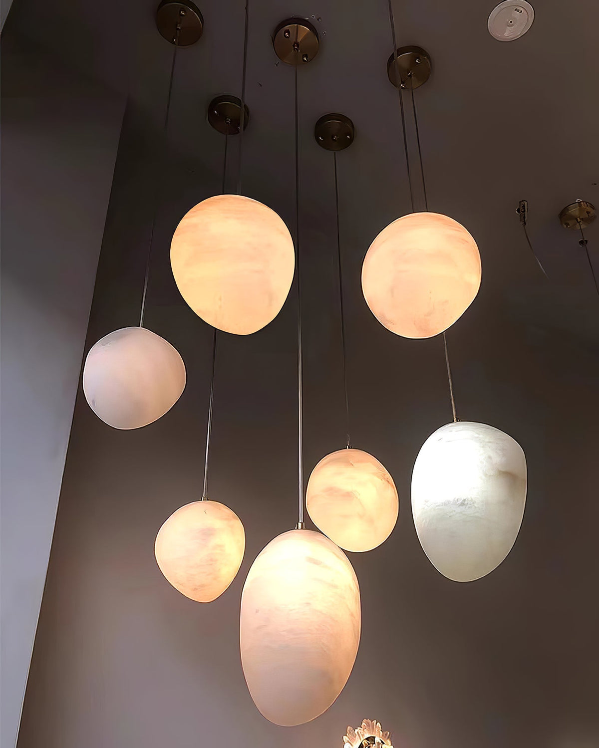 Pebbles Alabaster Pendant Lamp – detail 25