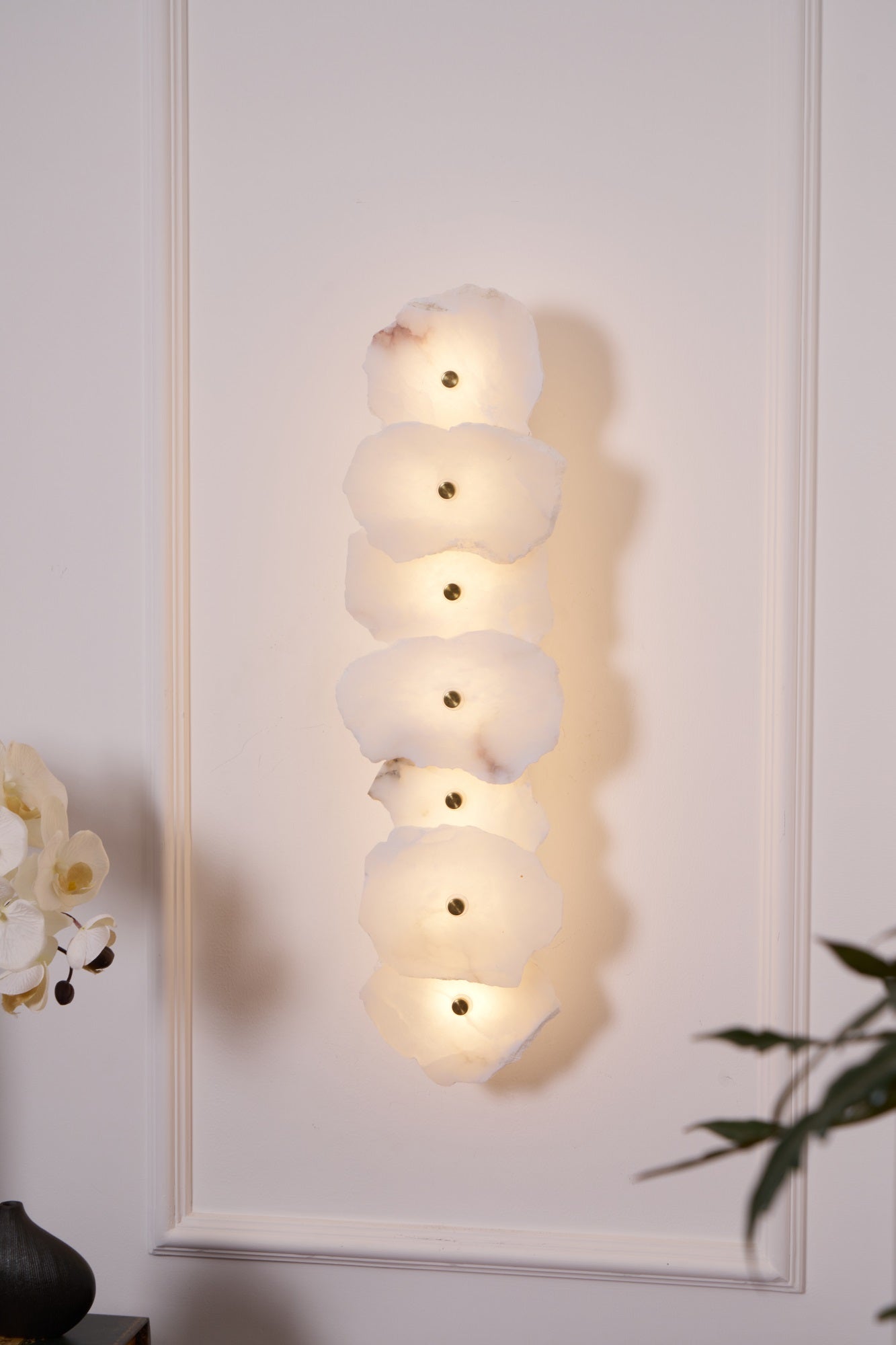 Westaylen Modern Wall Light