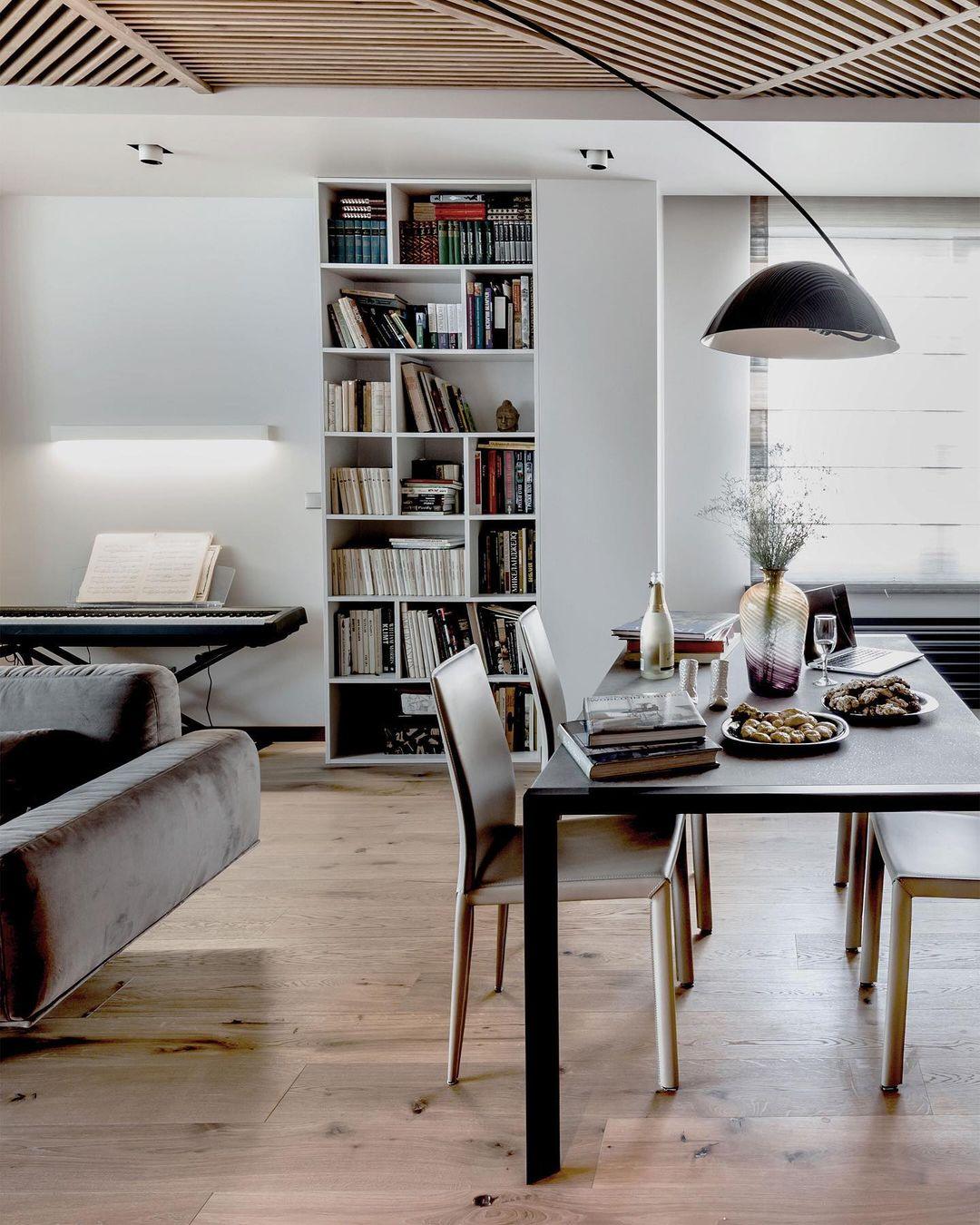 Deli Arc Floor Lamp