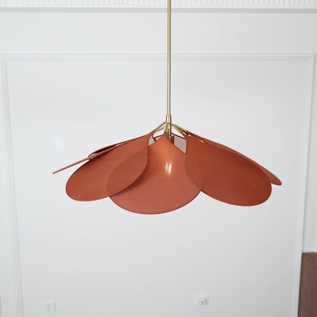 Foxli Petal Pendant Light