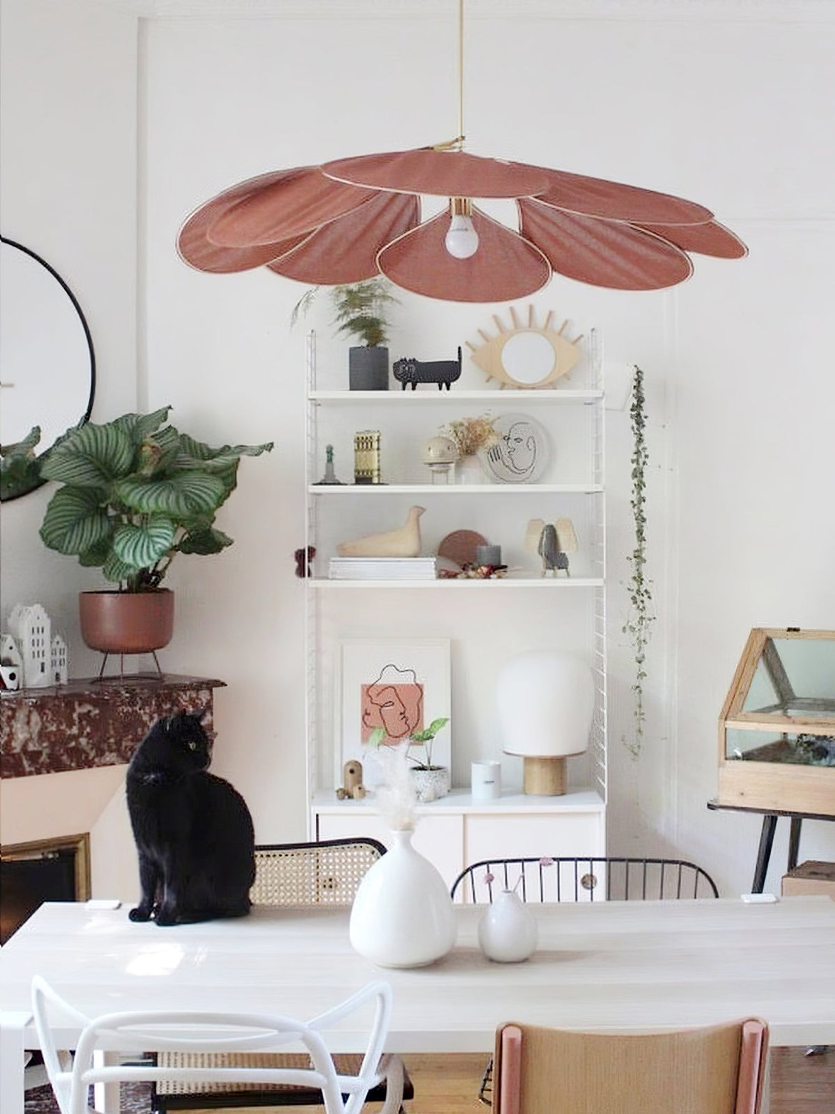 Foxli Petal Pendant Light