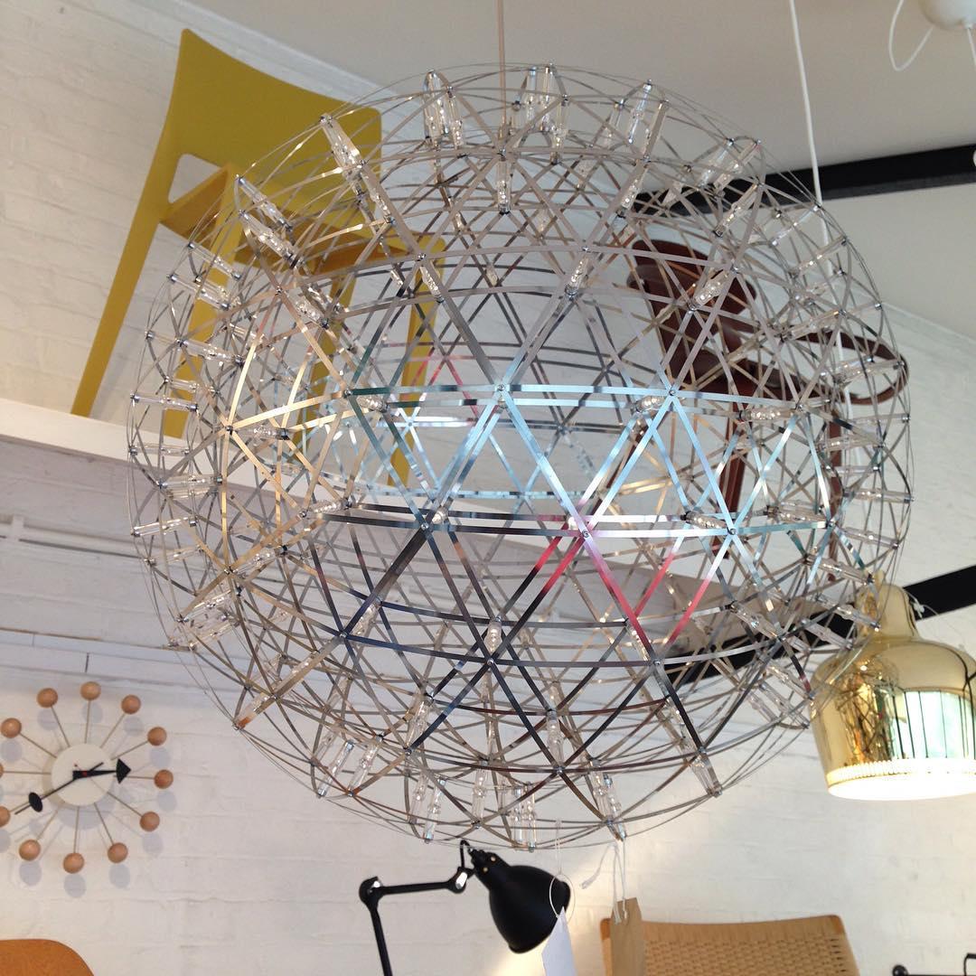 Casni Pendant Light