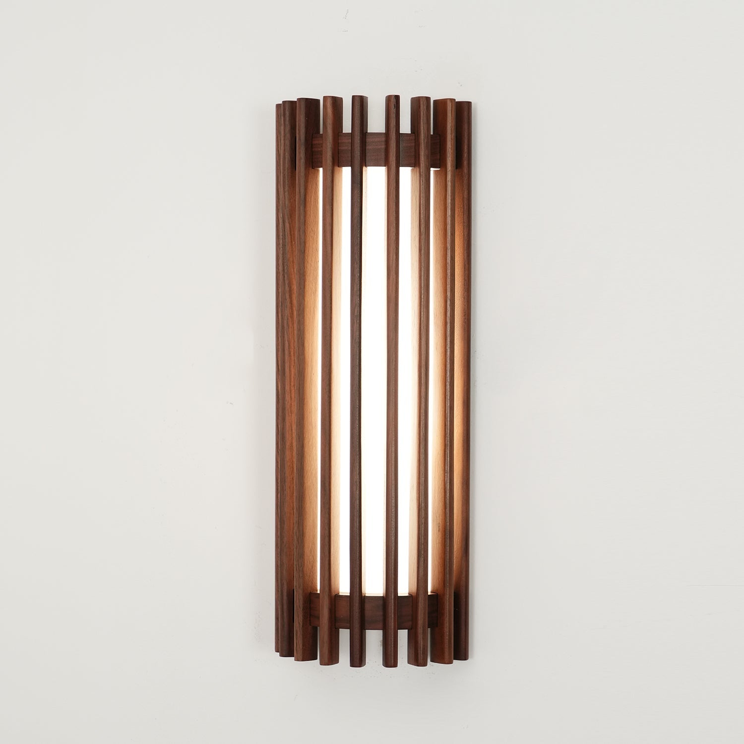 Wynenio Wall Light