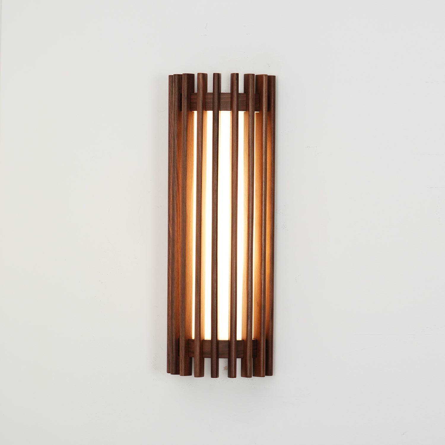 Wynenio Wall Light