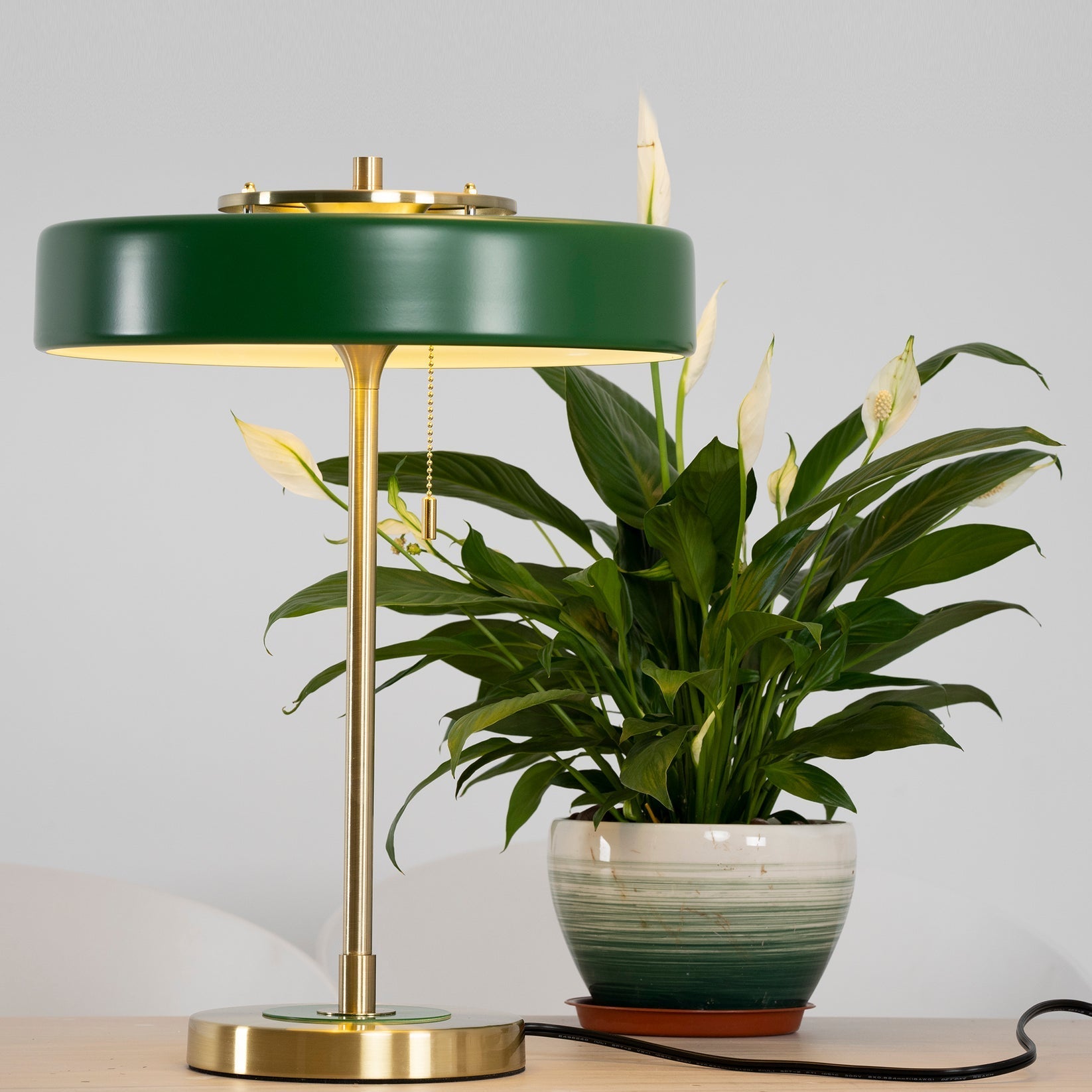 Ivymo Table Lamp