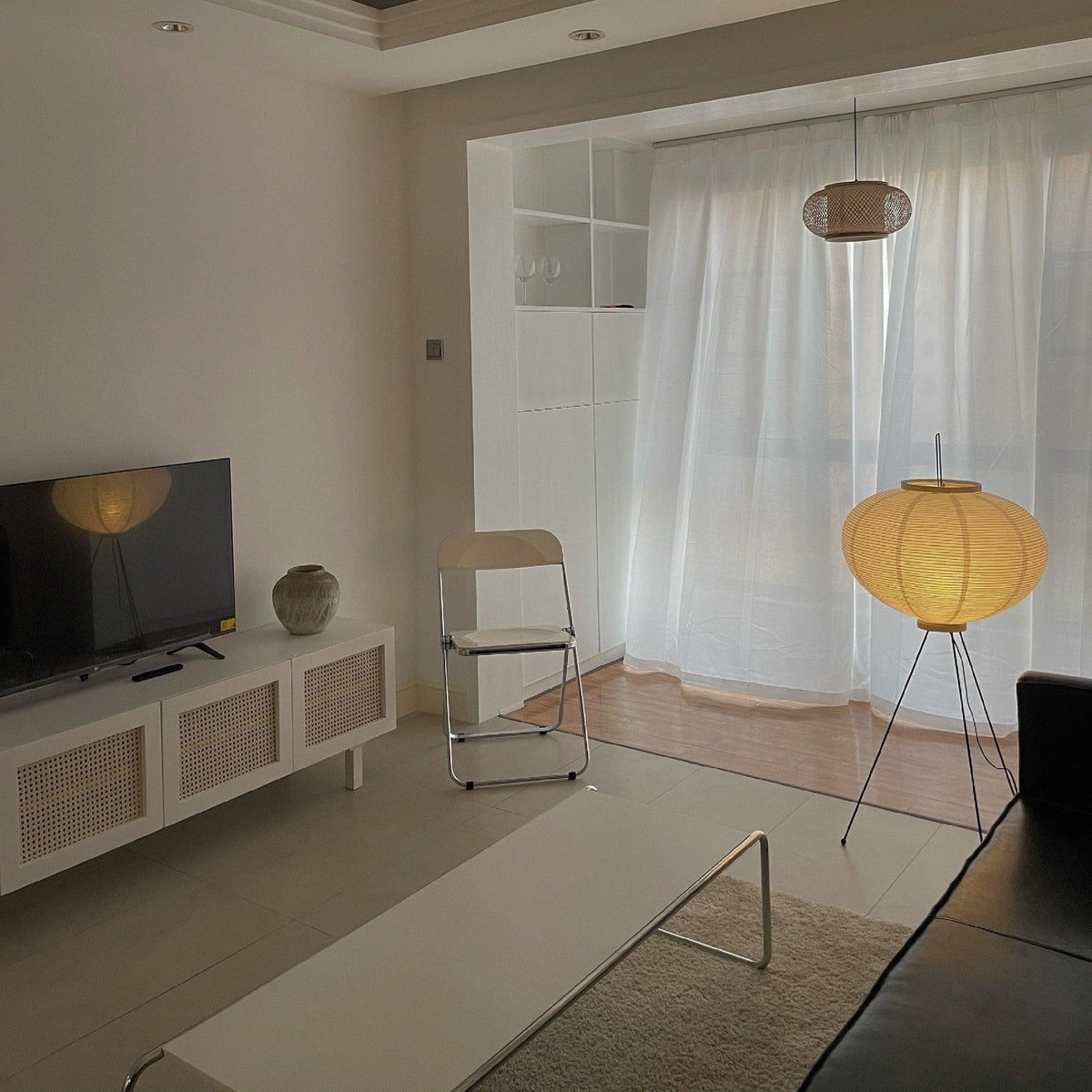 Finiford Floor Lamp