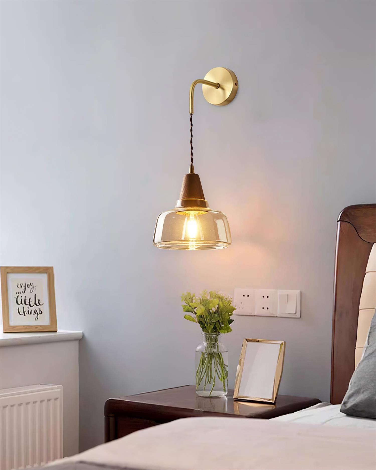 Toran Wall Light