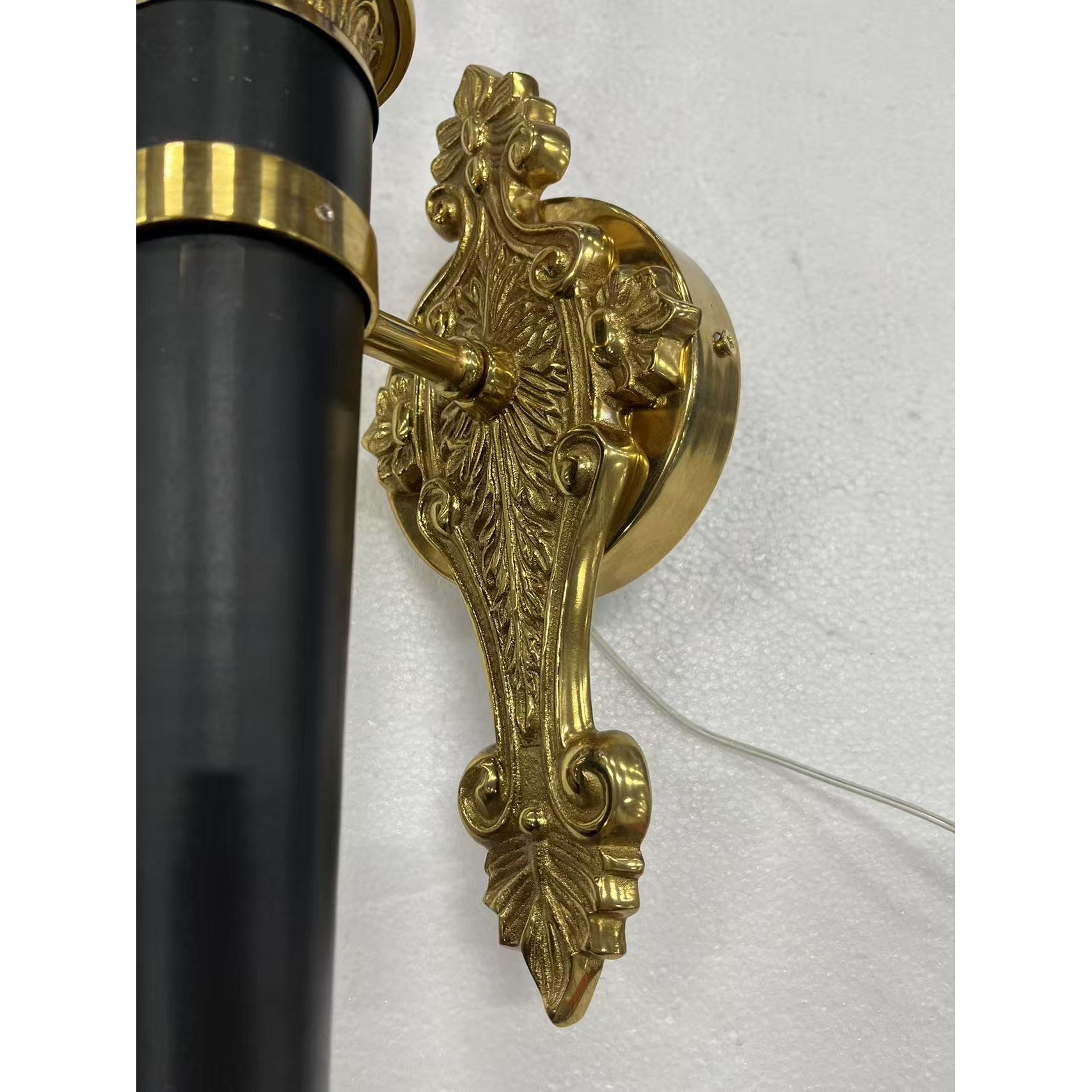 Kiroello Torch Wall Light
