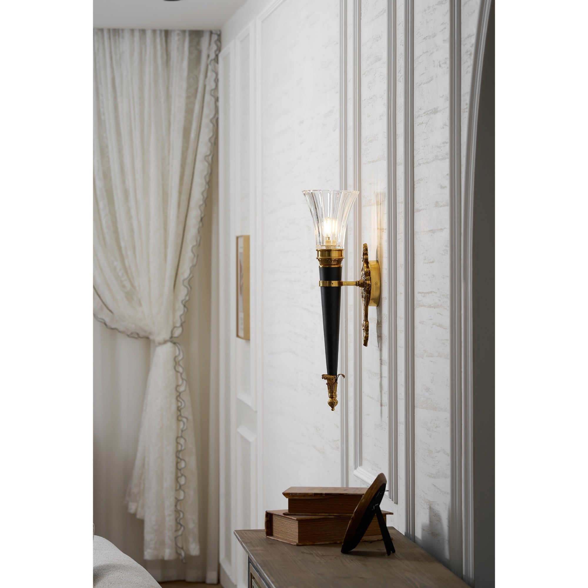 Kiroello Torch Wall Light