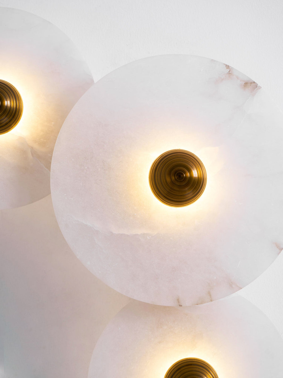 Nayra Alabaster Wall Lamp - Vakkerlight