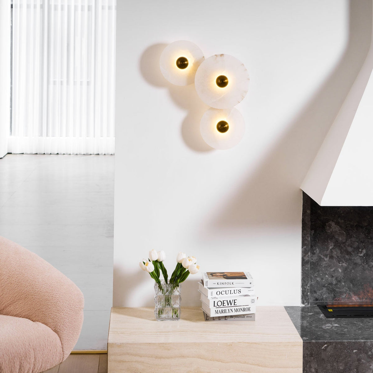Nayra Alabaster Wall Lamp – detail 2