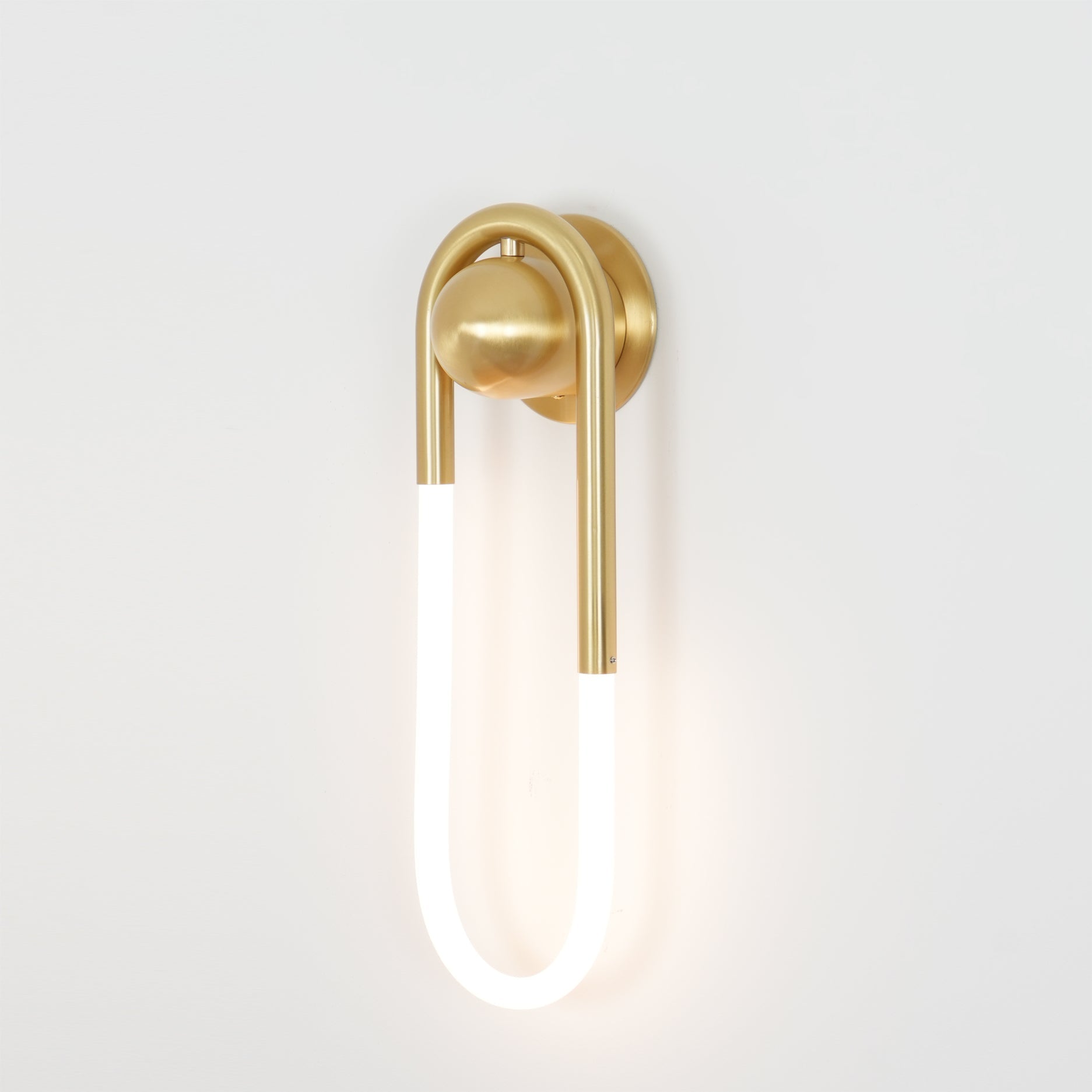 Macove Loop Wall Light