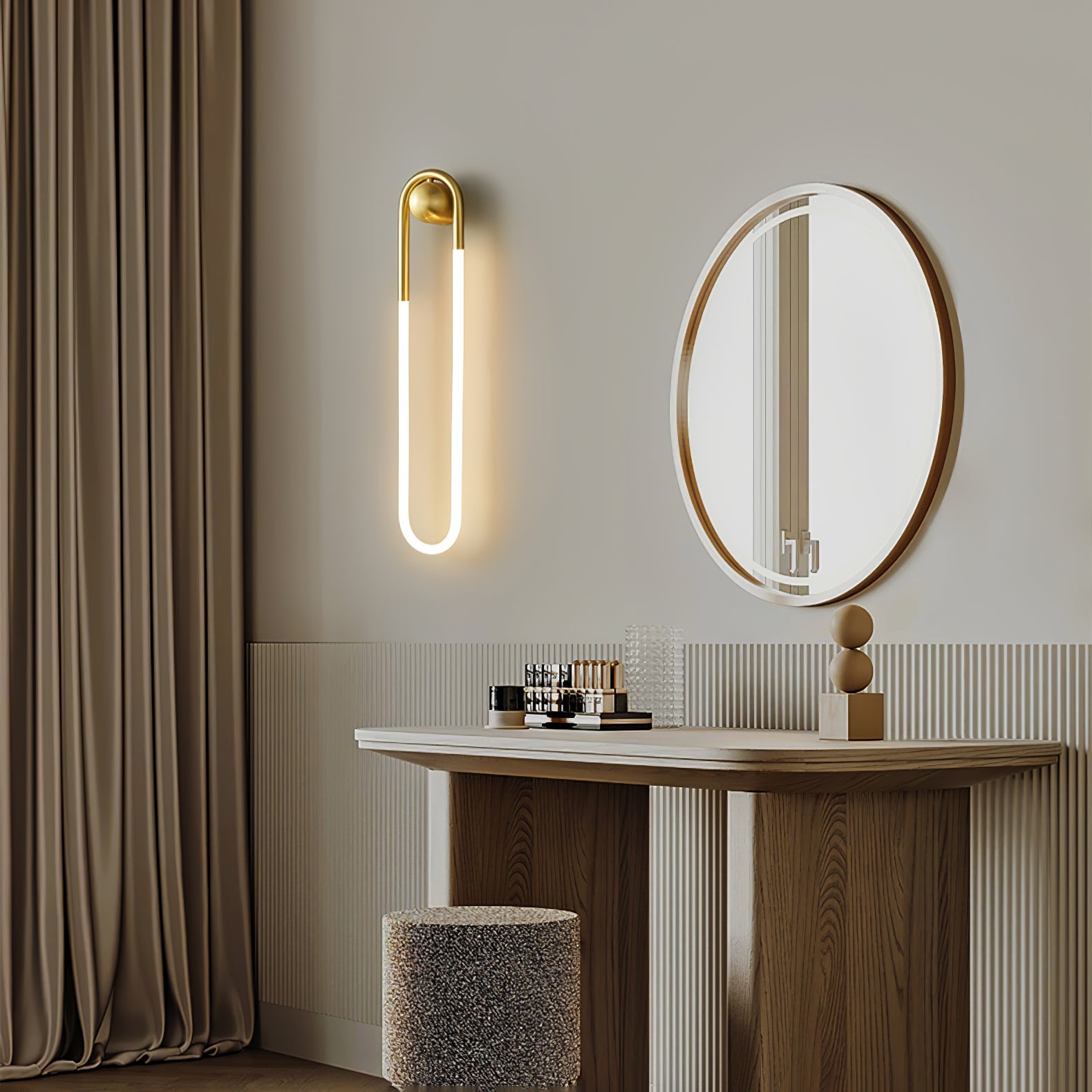 Macove Loop Wall Light