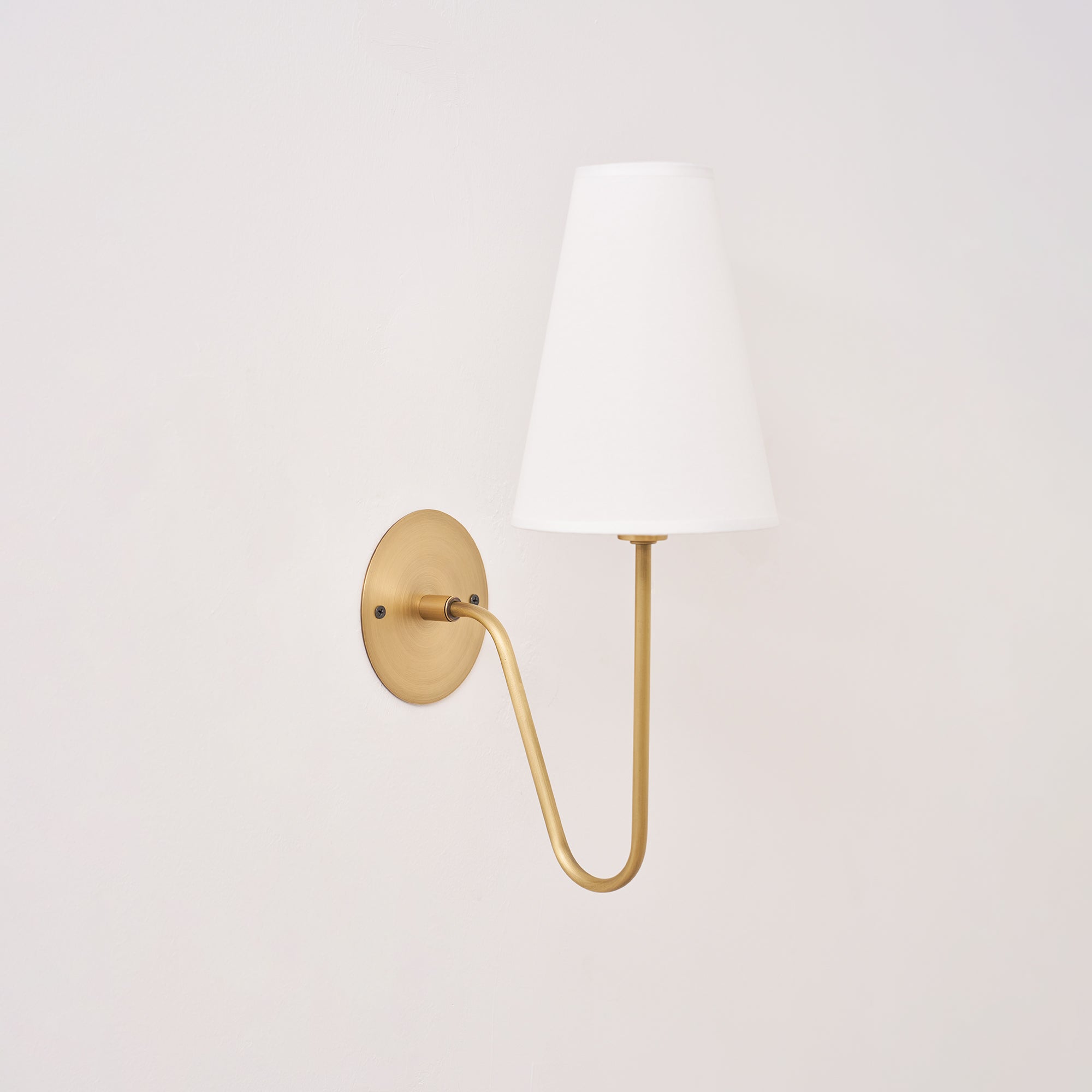 Aron Wall Light