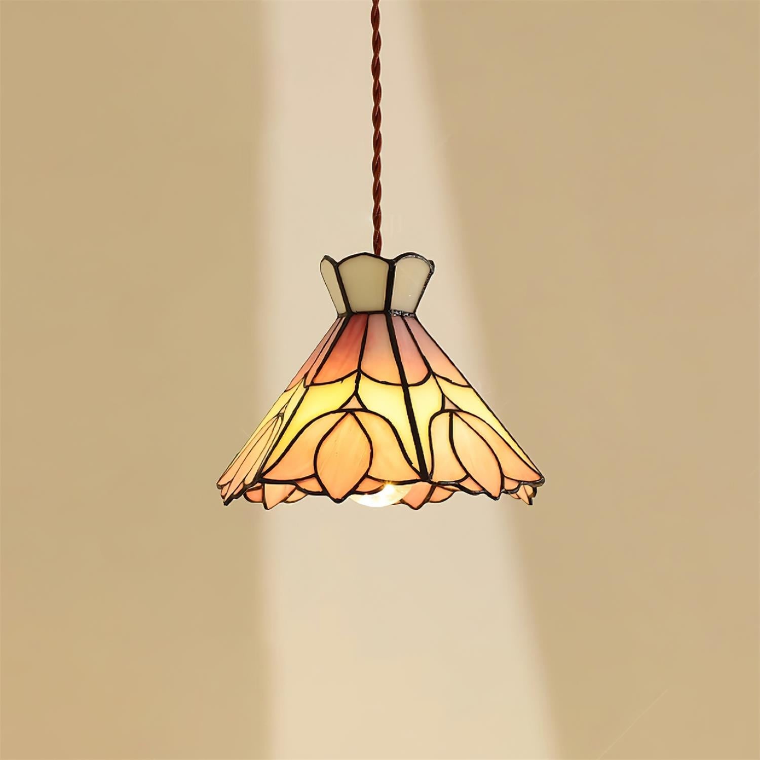 Lecoaris Tiffany Pendant Light