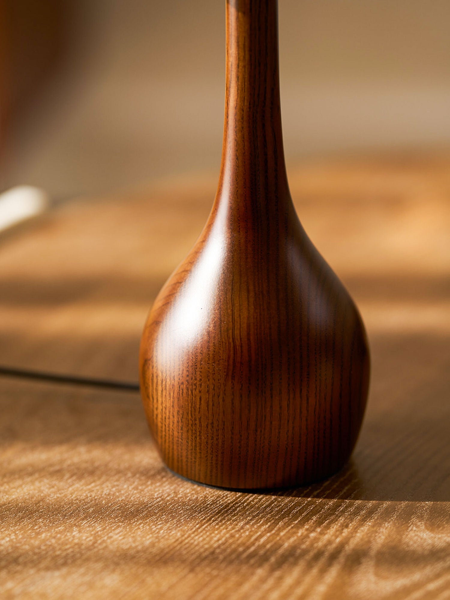 Sorain Table Lamp