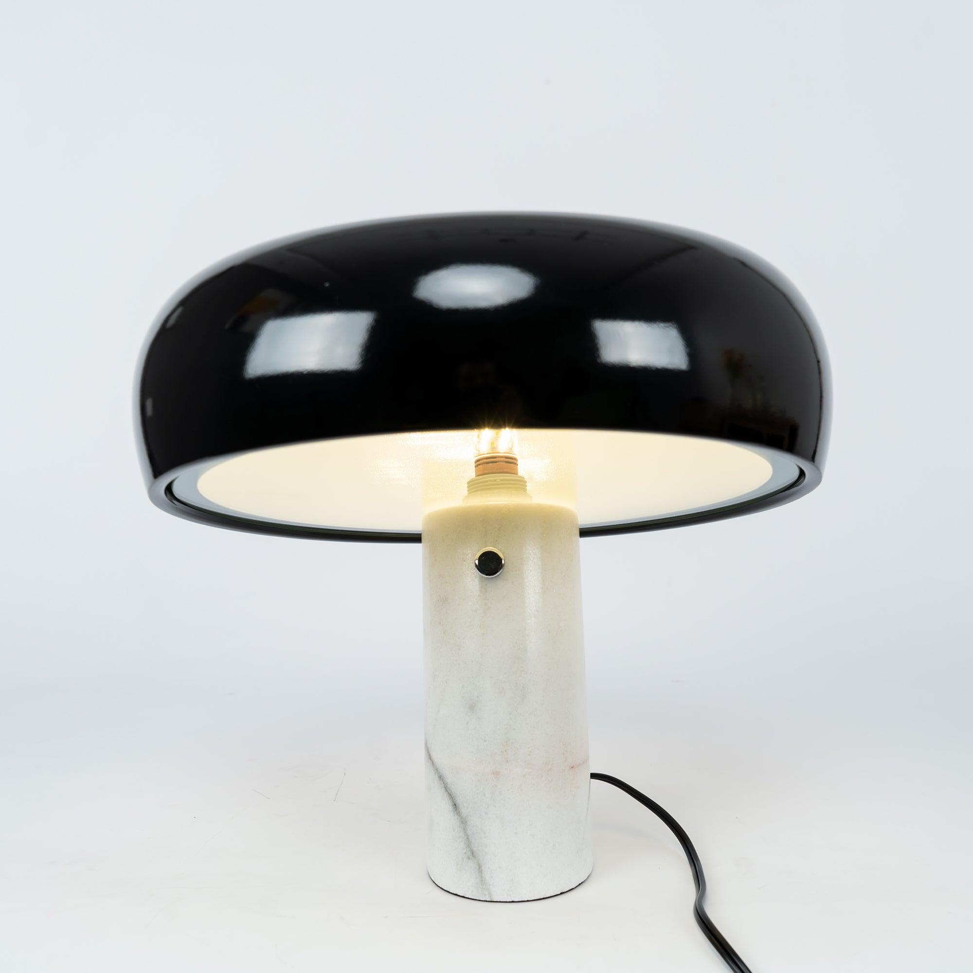 Wiloma Table Lamp