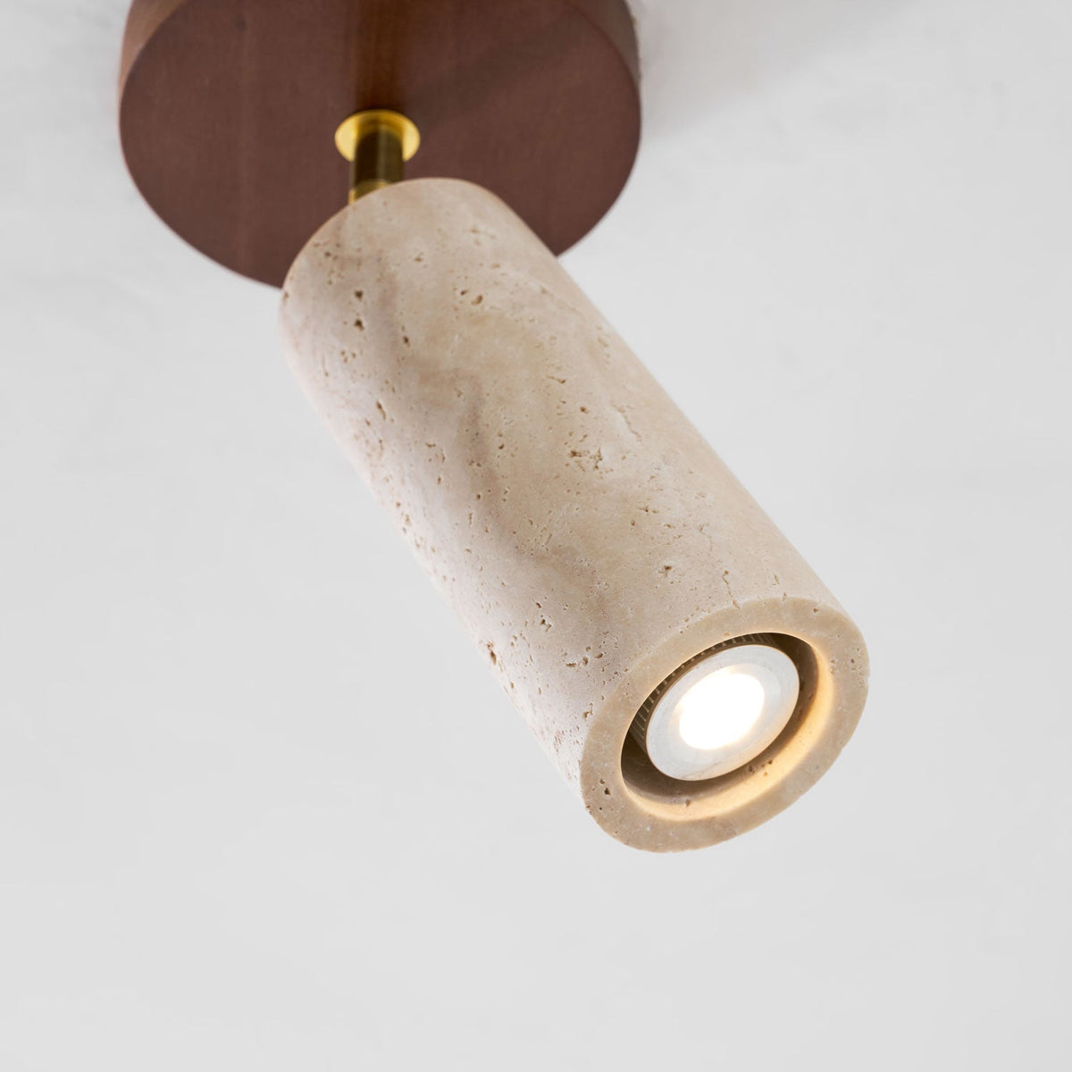 Solis Stone Spotlight – detail 30