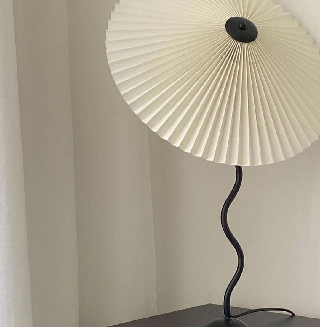 Rion Wavy Table Lamp