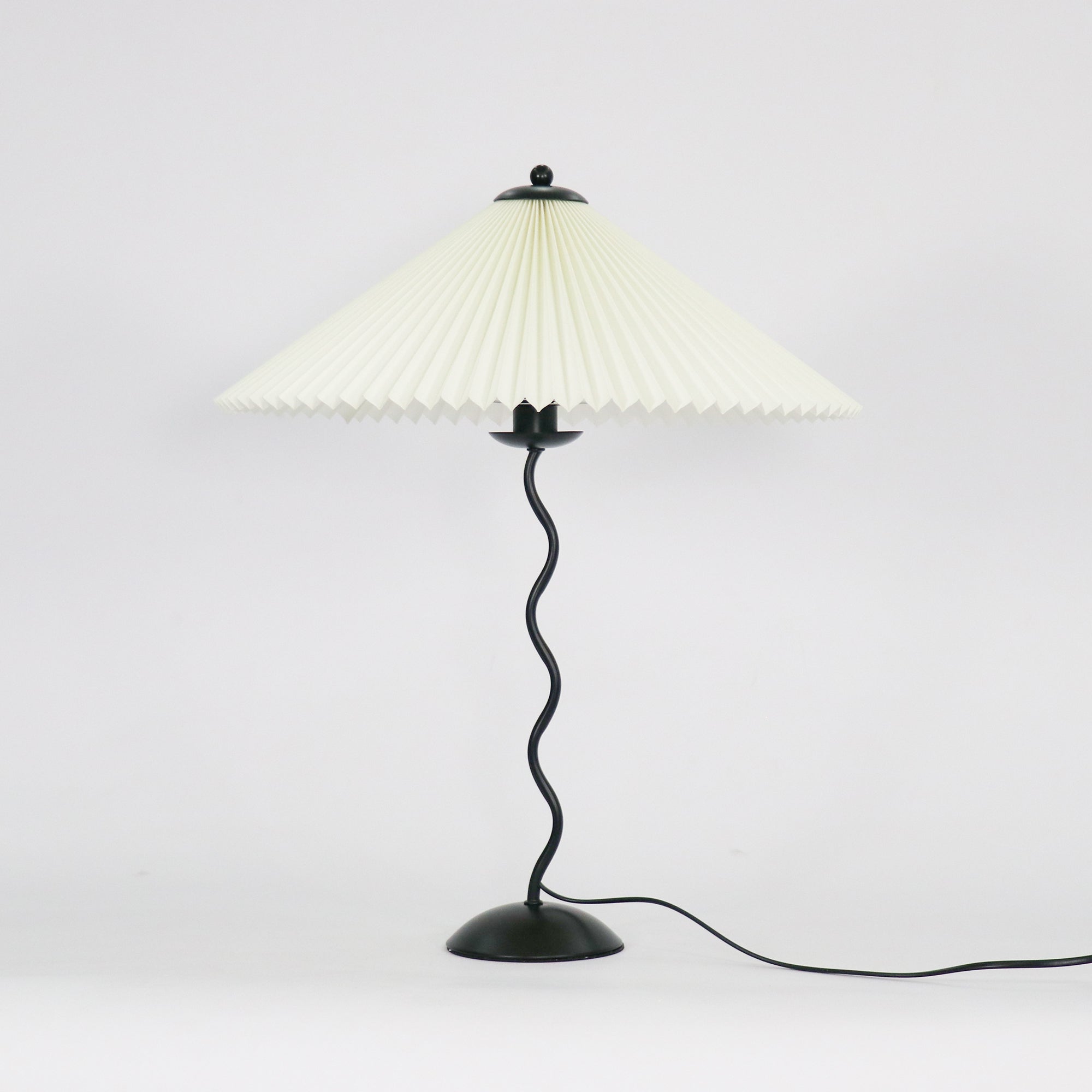 Rion Wavy Table Lamp