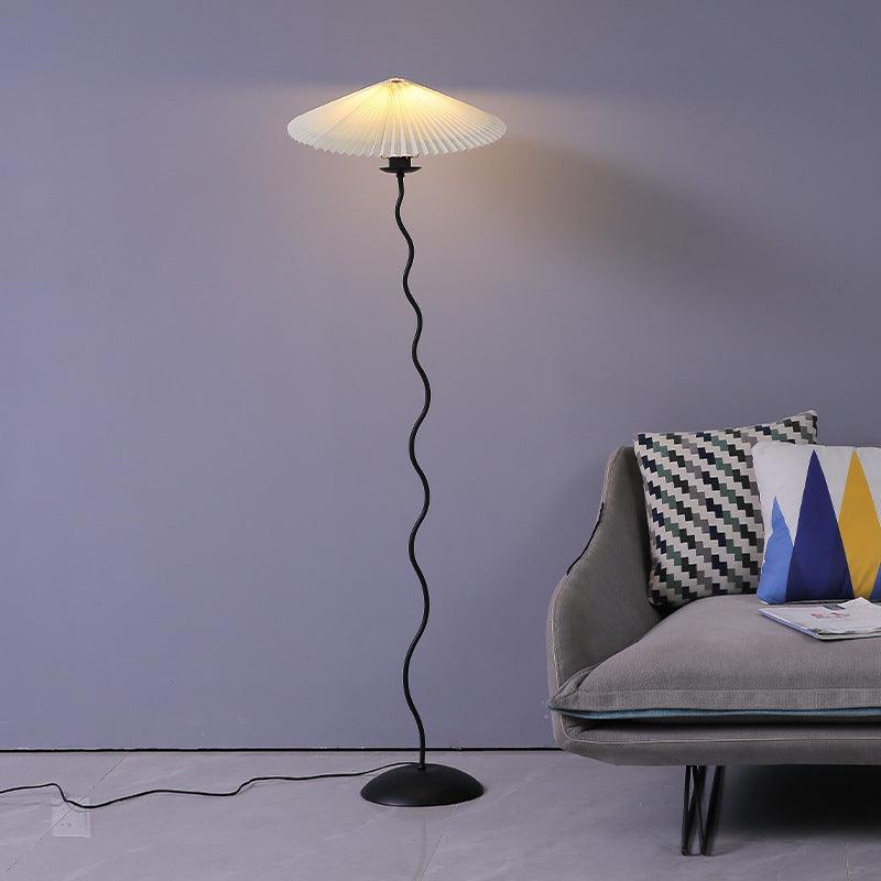 Doveorio Wavy Floor Lamp