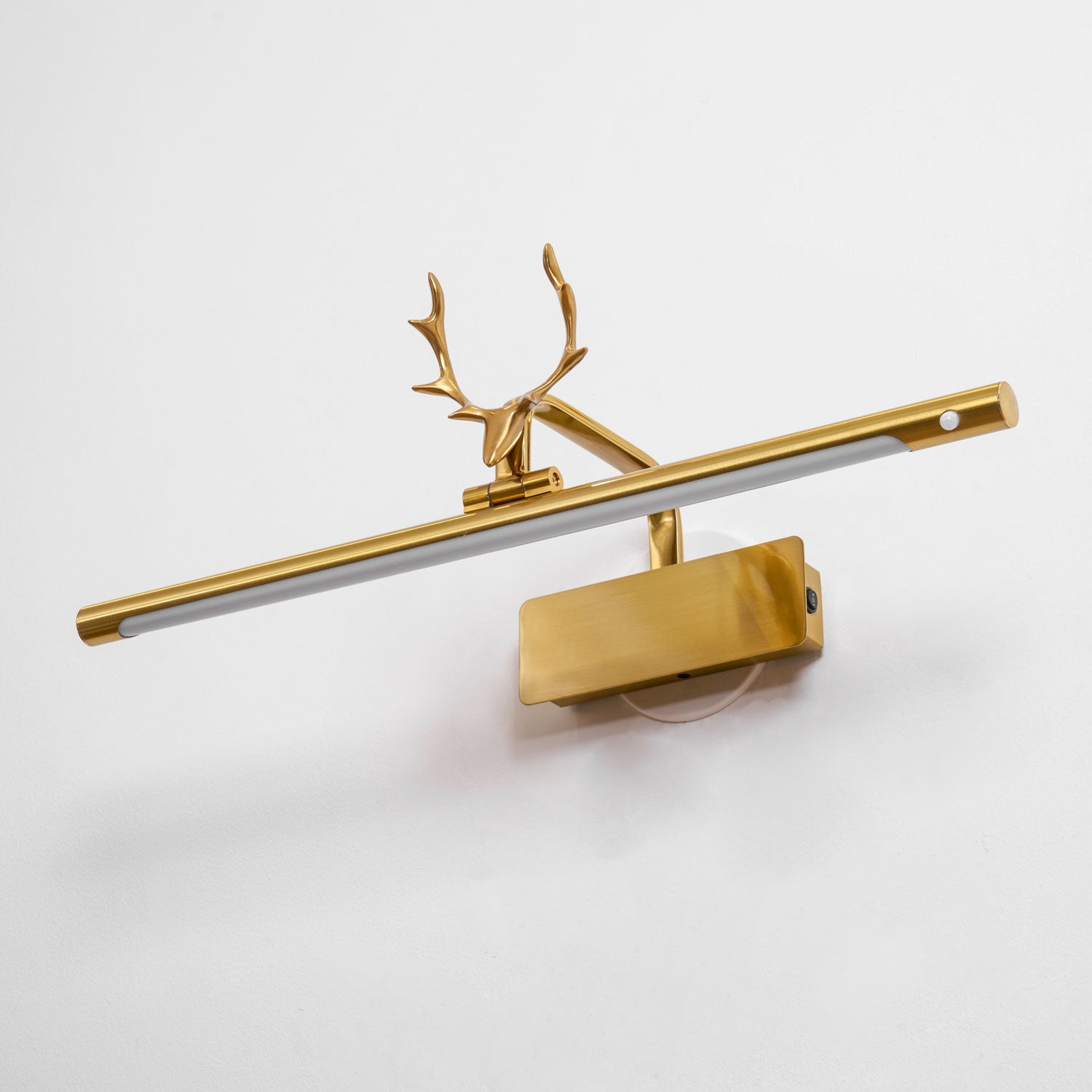 Rioay Stag Horn Wall Light