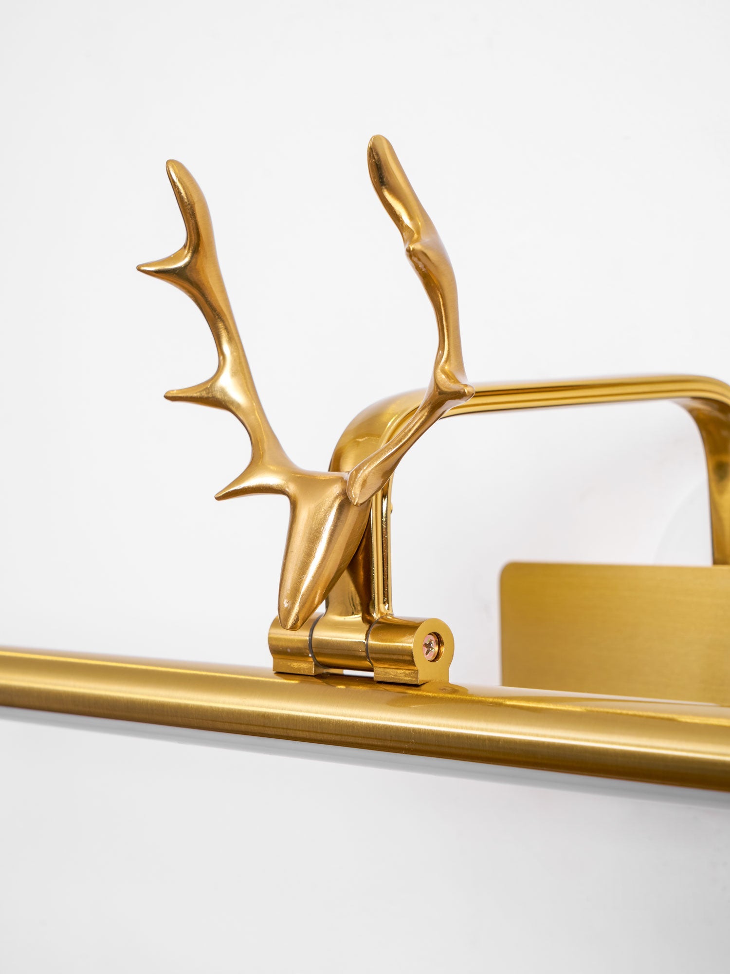 Rioay Stag Horn Wall Light