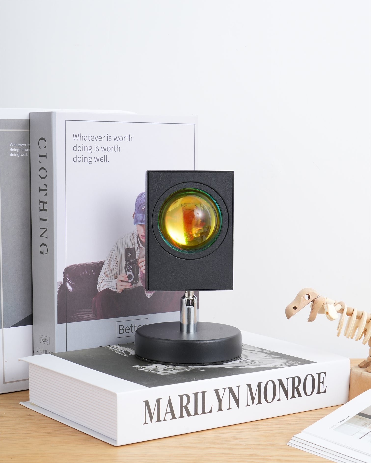 Elioum Table Lamp