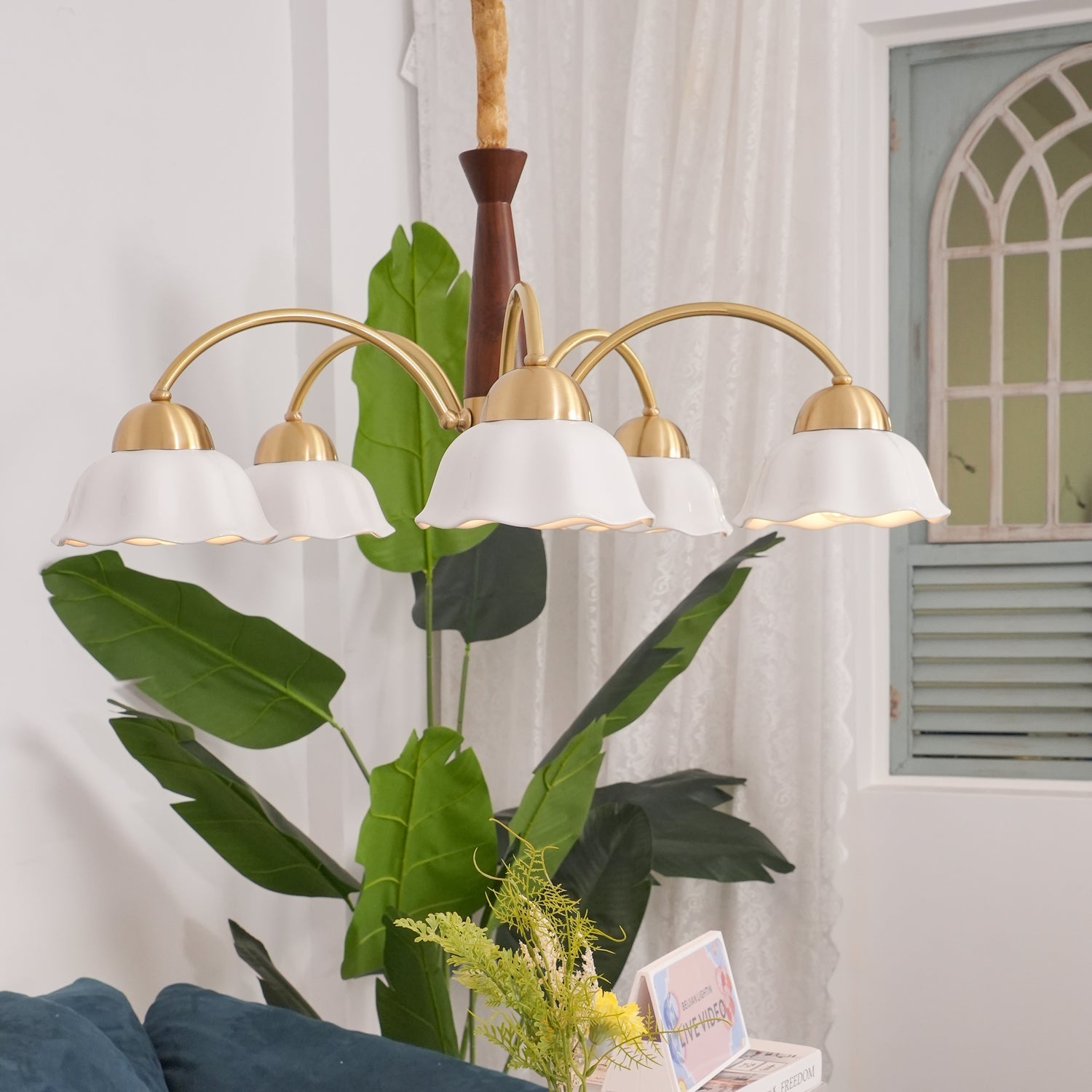 Catonyn Chandelier
