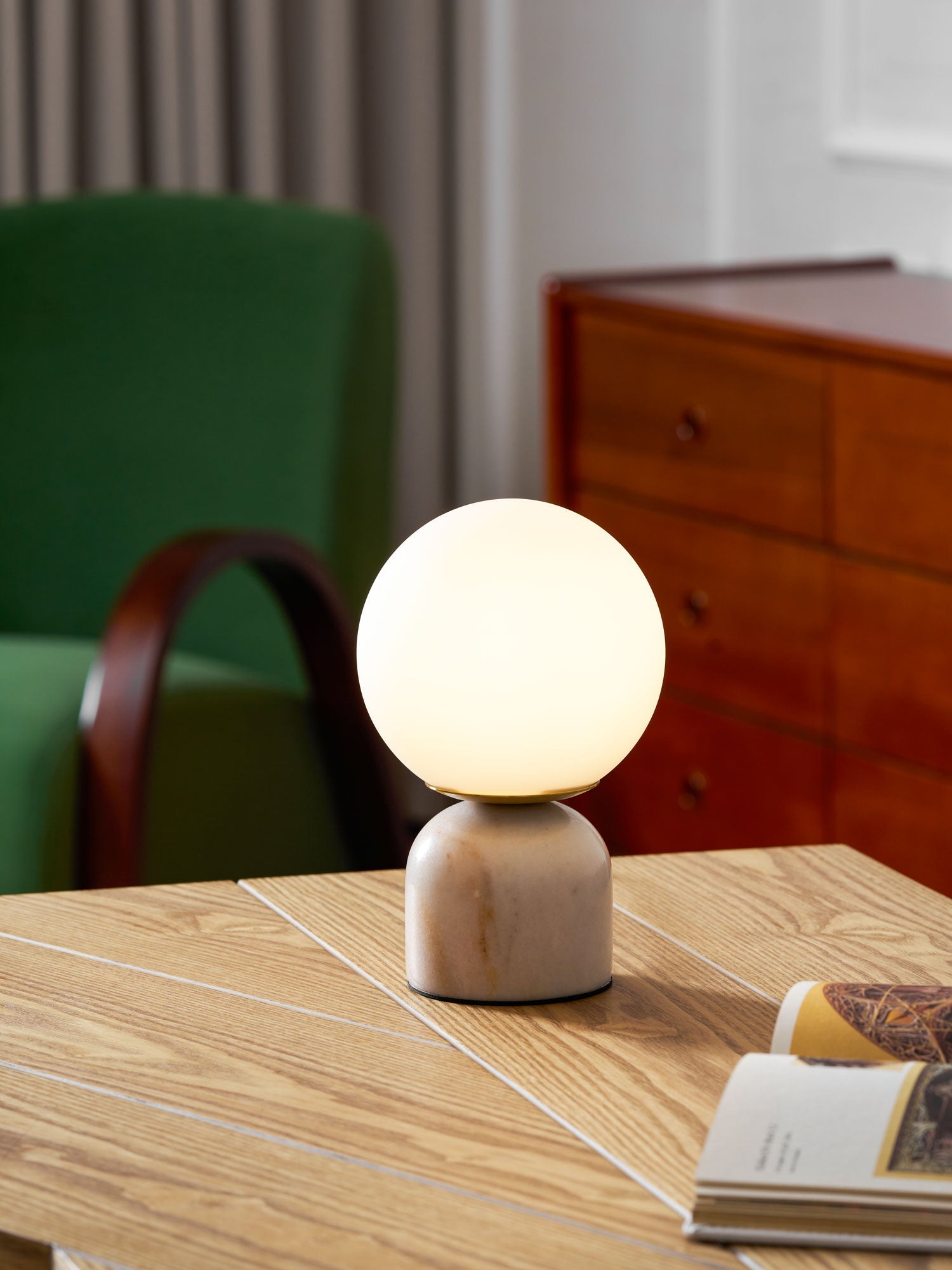 Okavo Globe Table Lamp