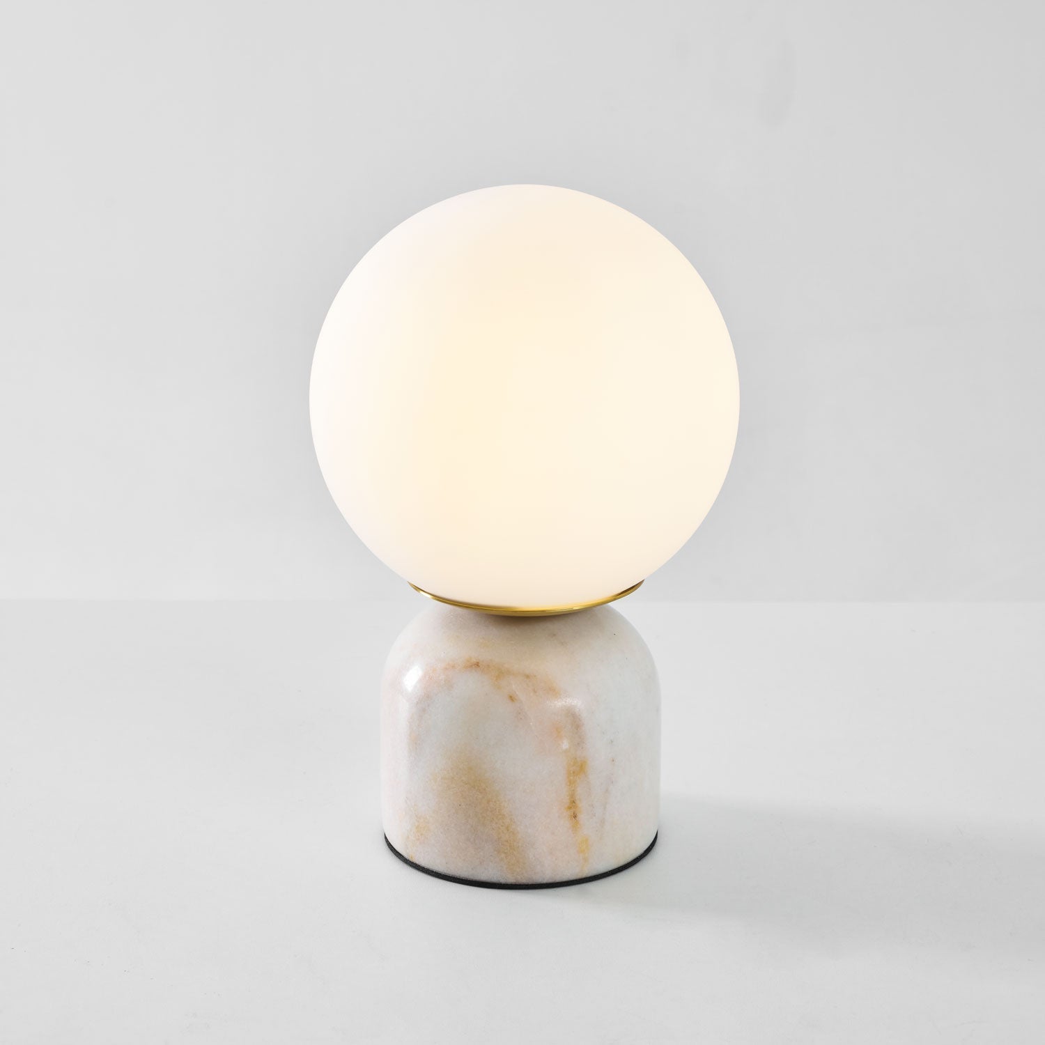 Okavo Globe Table Lamp
