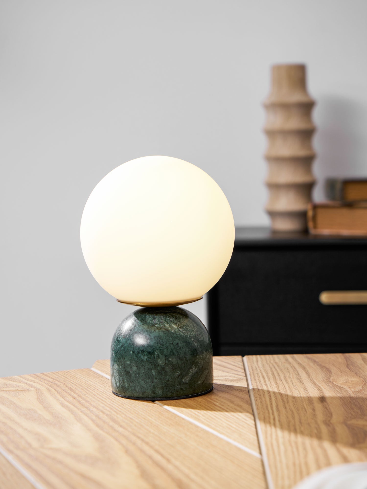 Okavo Globe Table Lamp