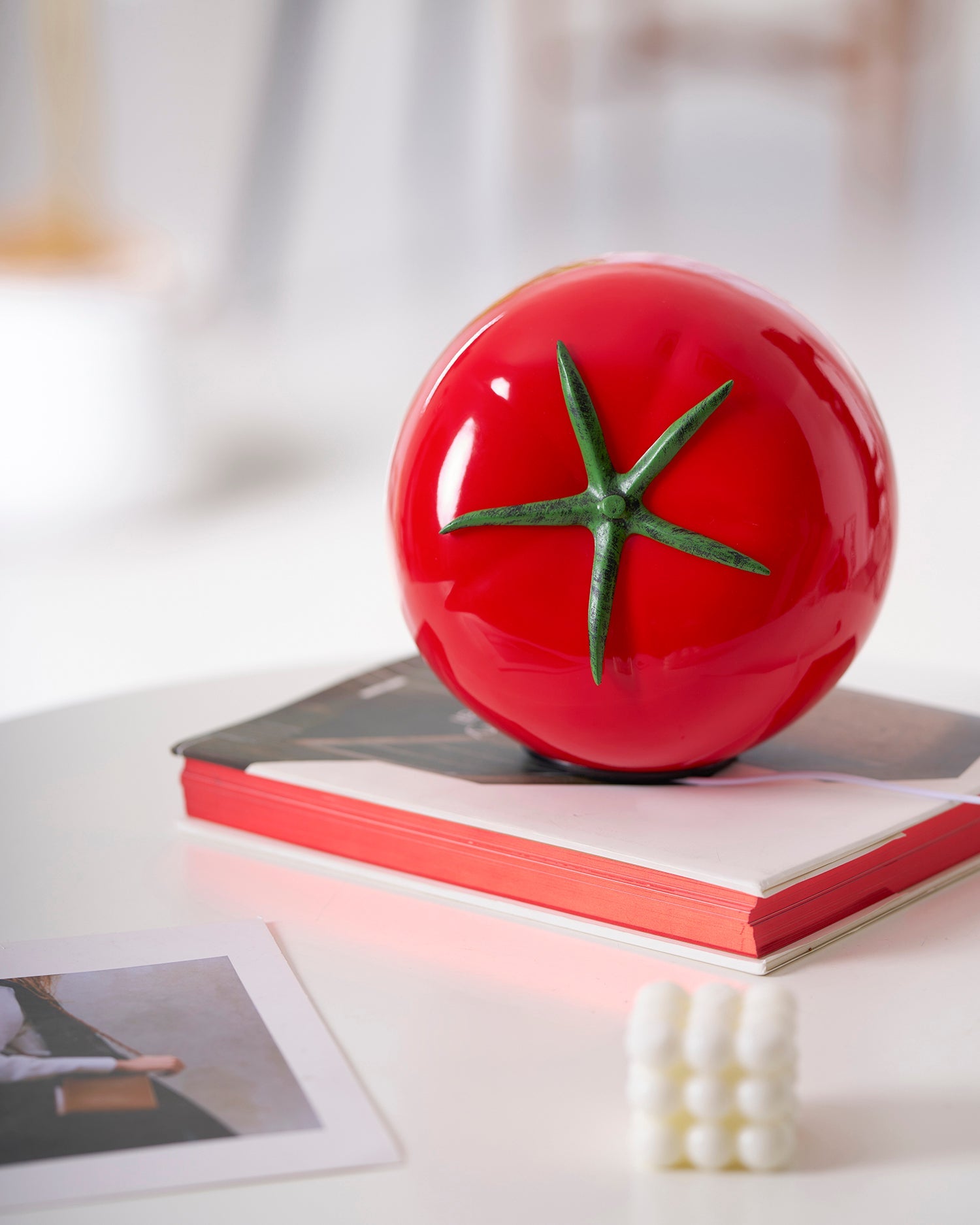 Halearey Tomato Table Lamp