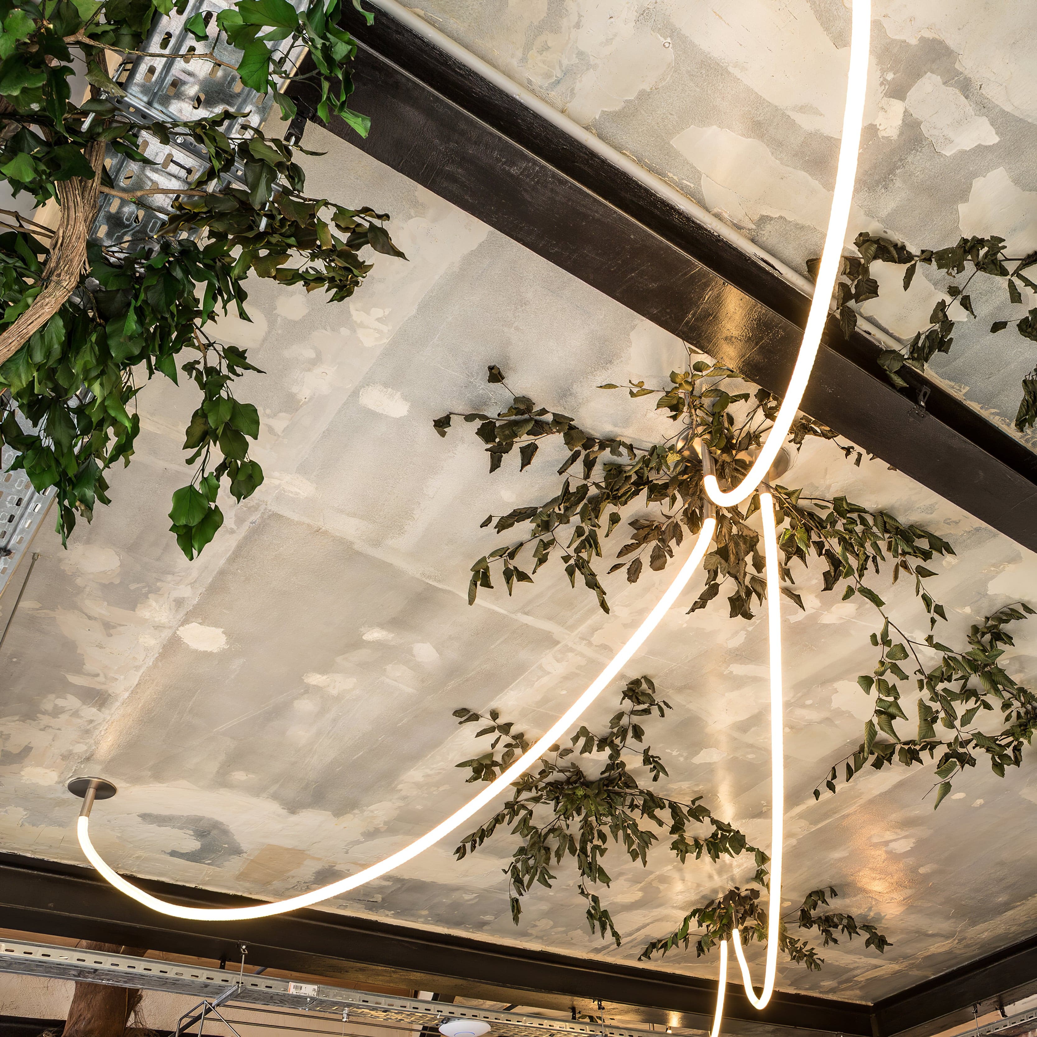 Yaralen Flexible Pendant Light