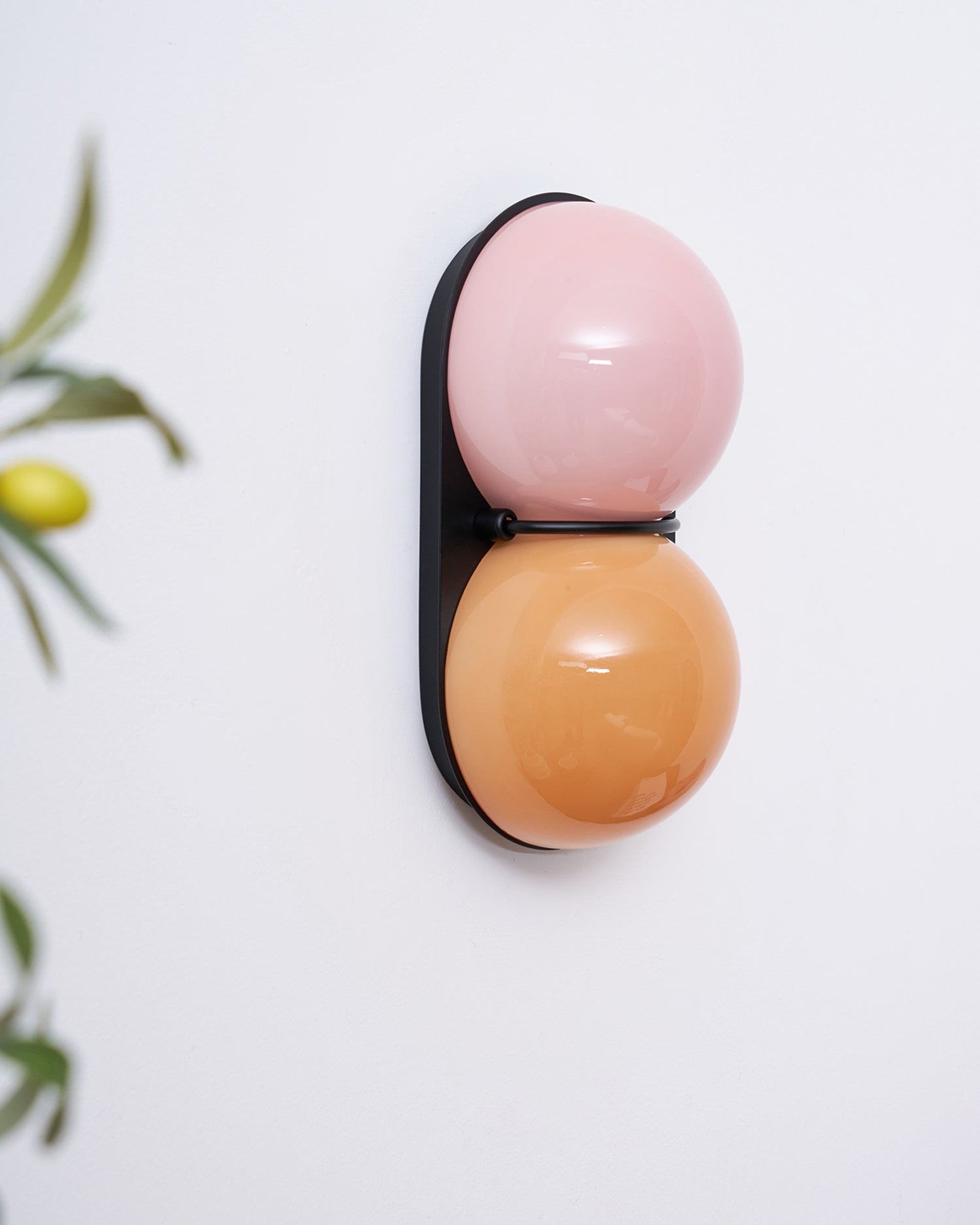 Akroia Wall Light