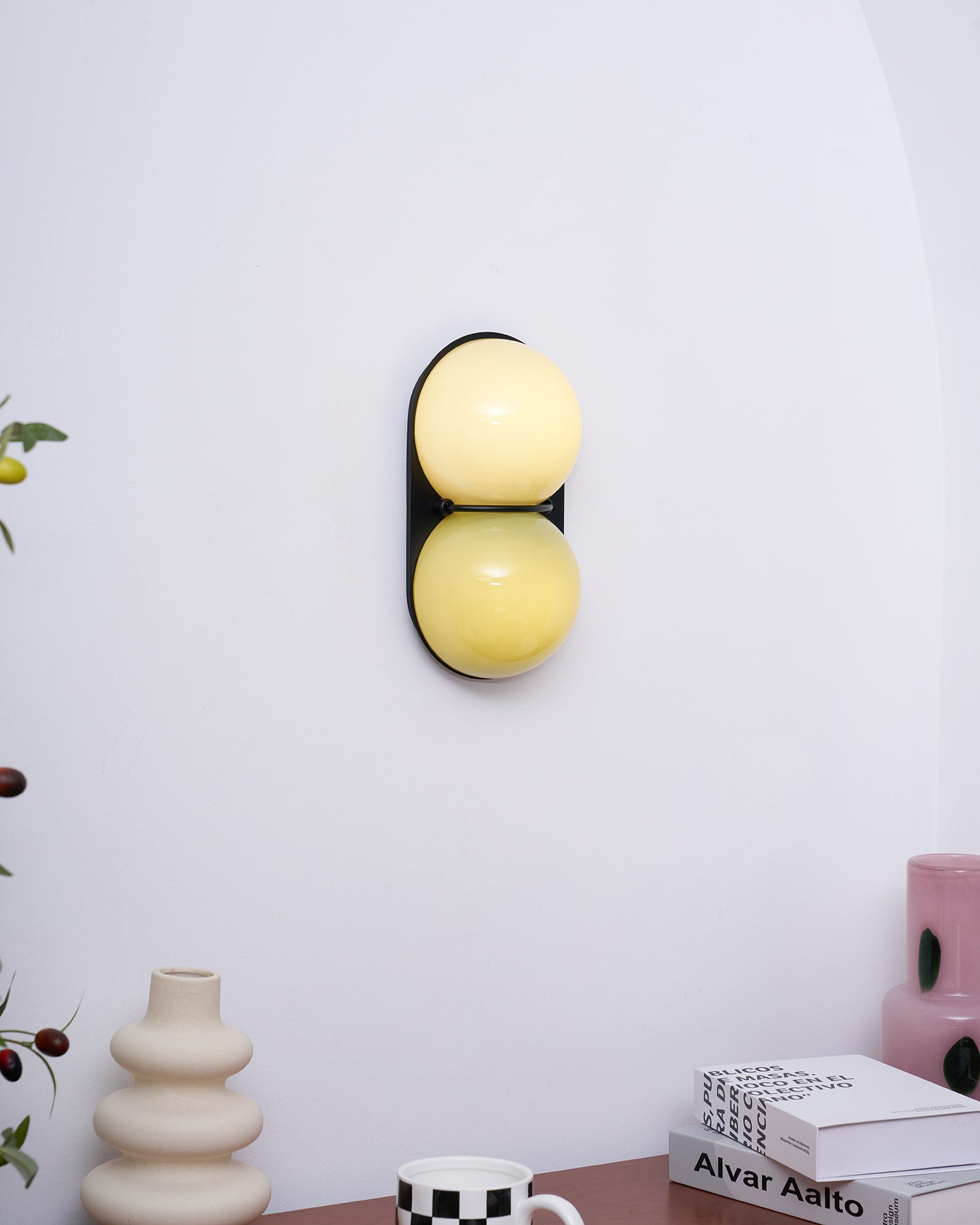 Akroia Wall Light