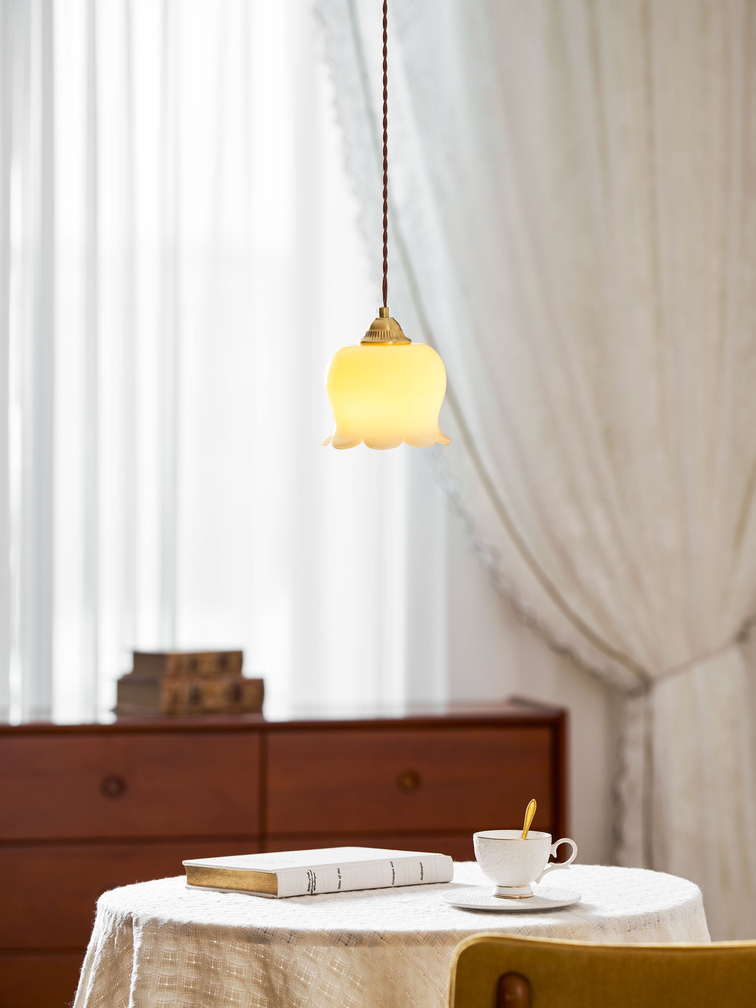 Emaley Flower Pendant Light