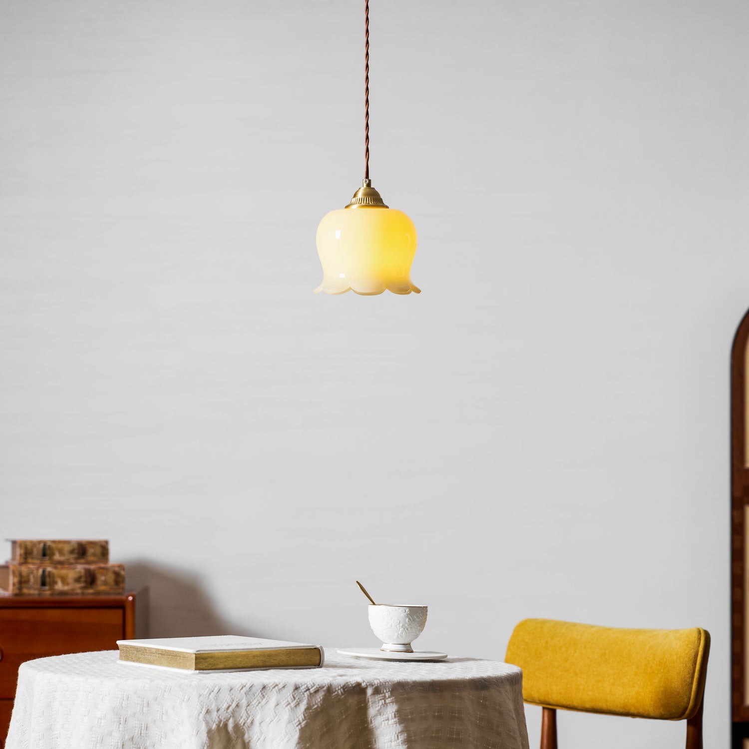 Emaley Flower Pendant Light