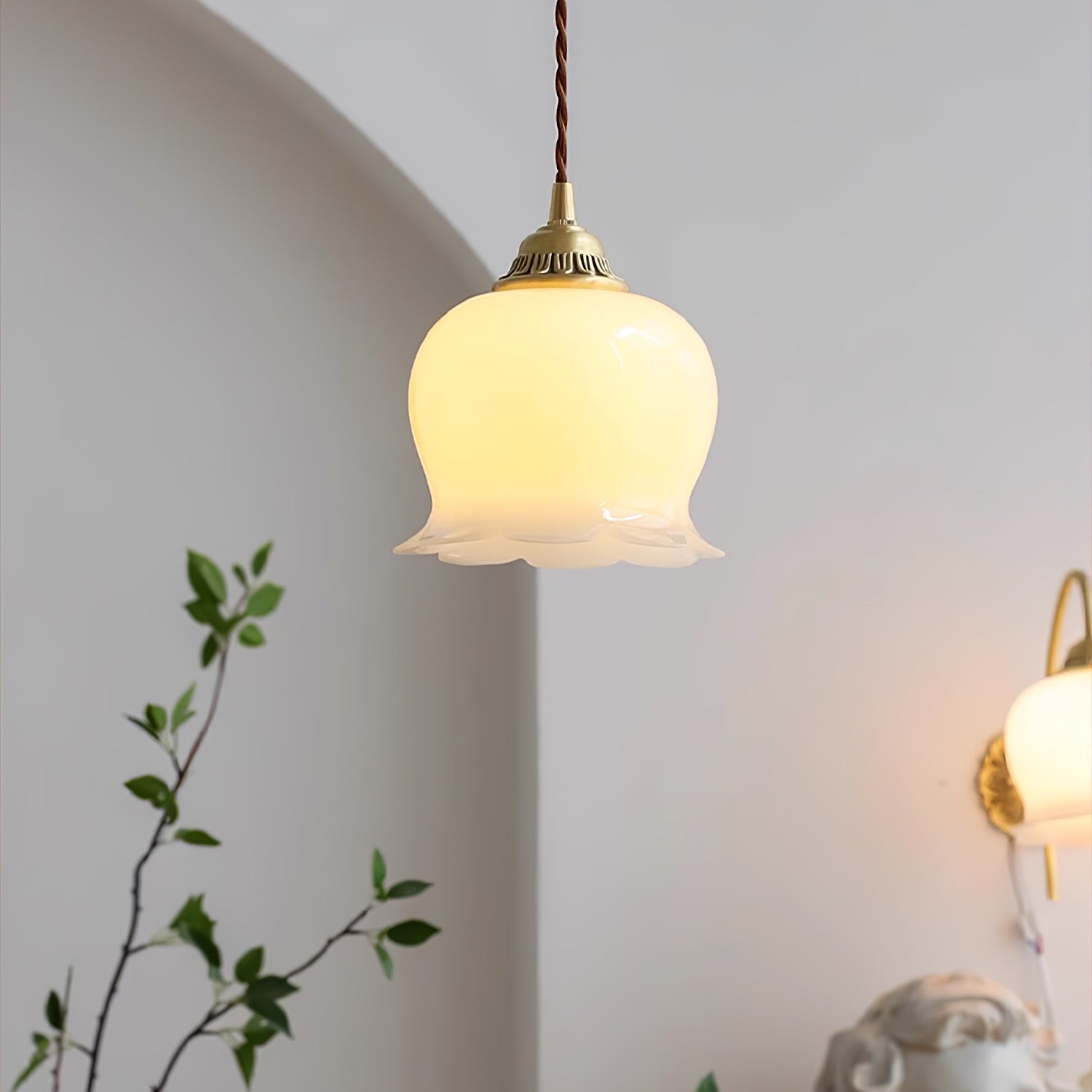 Emaley Flower Pendant Light