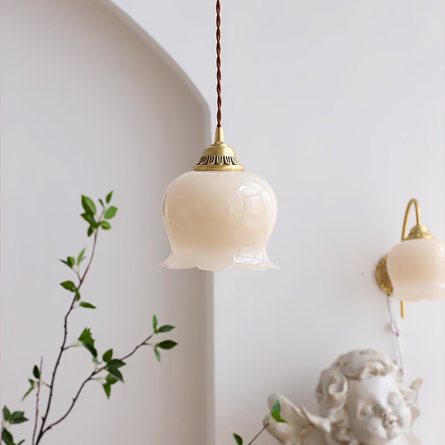 Emaley Flower Pendant Light