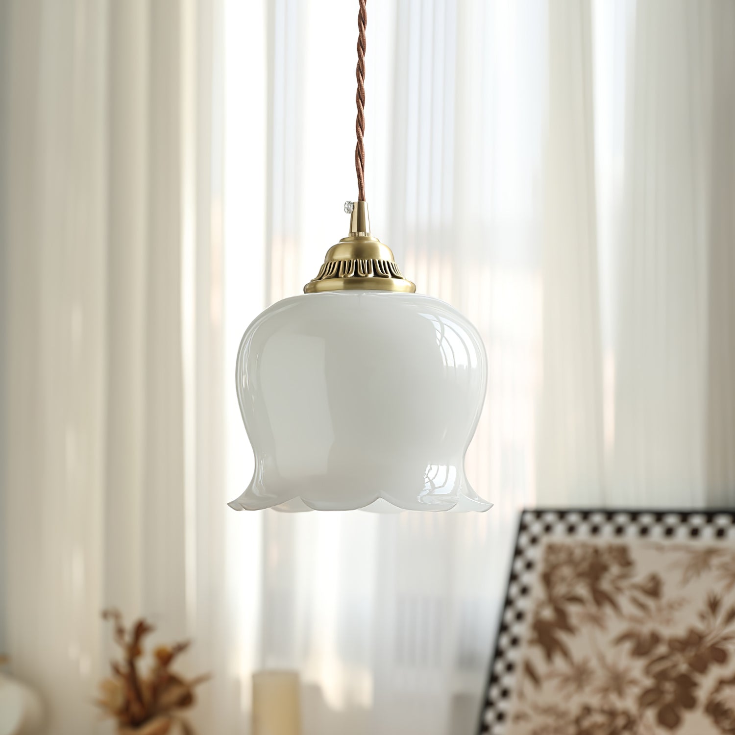 Emaley Flower Pendant Light