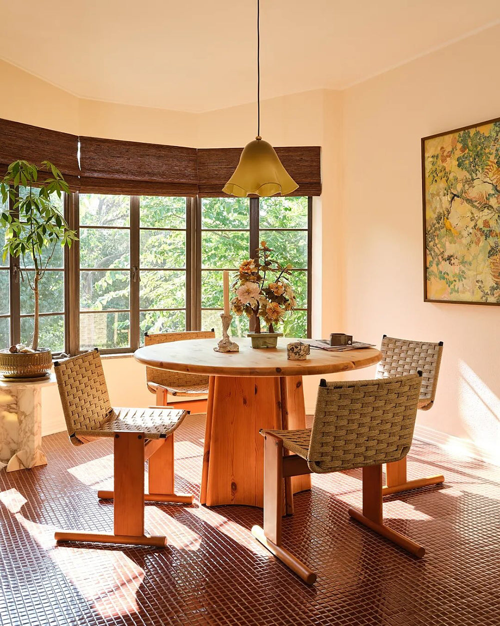 Kaiel Floral Pendant Light