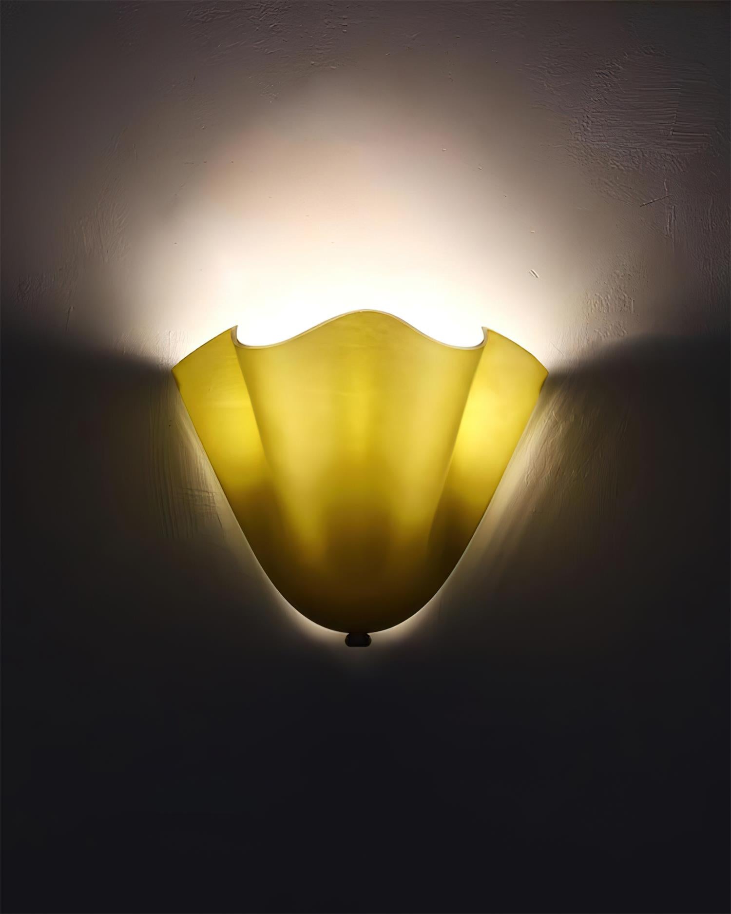 Emuna Shell shape Wall Light