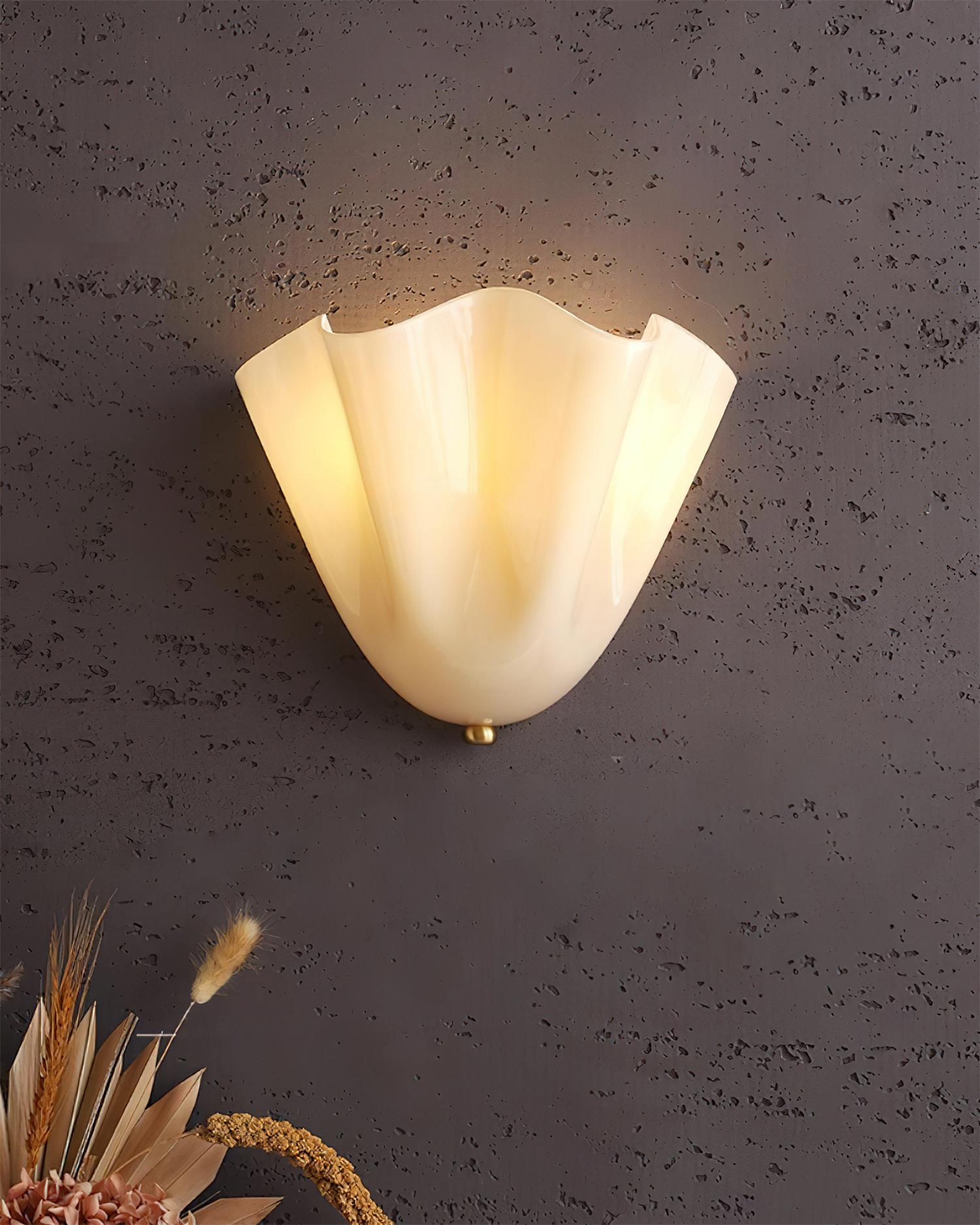 Emuna Shell shape Wall Light
