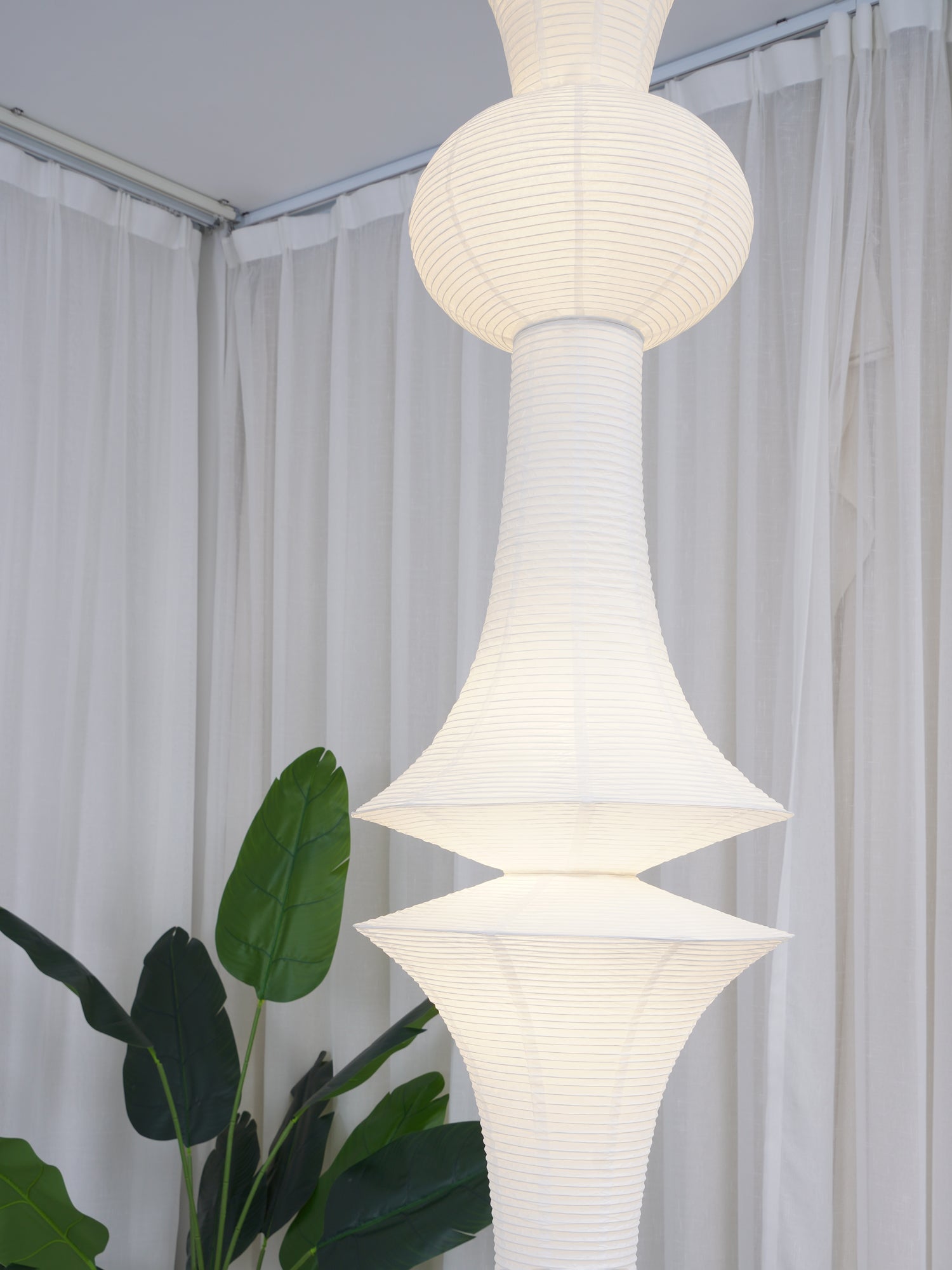 Foxwell Pendant Light