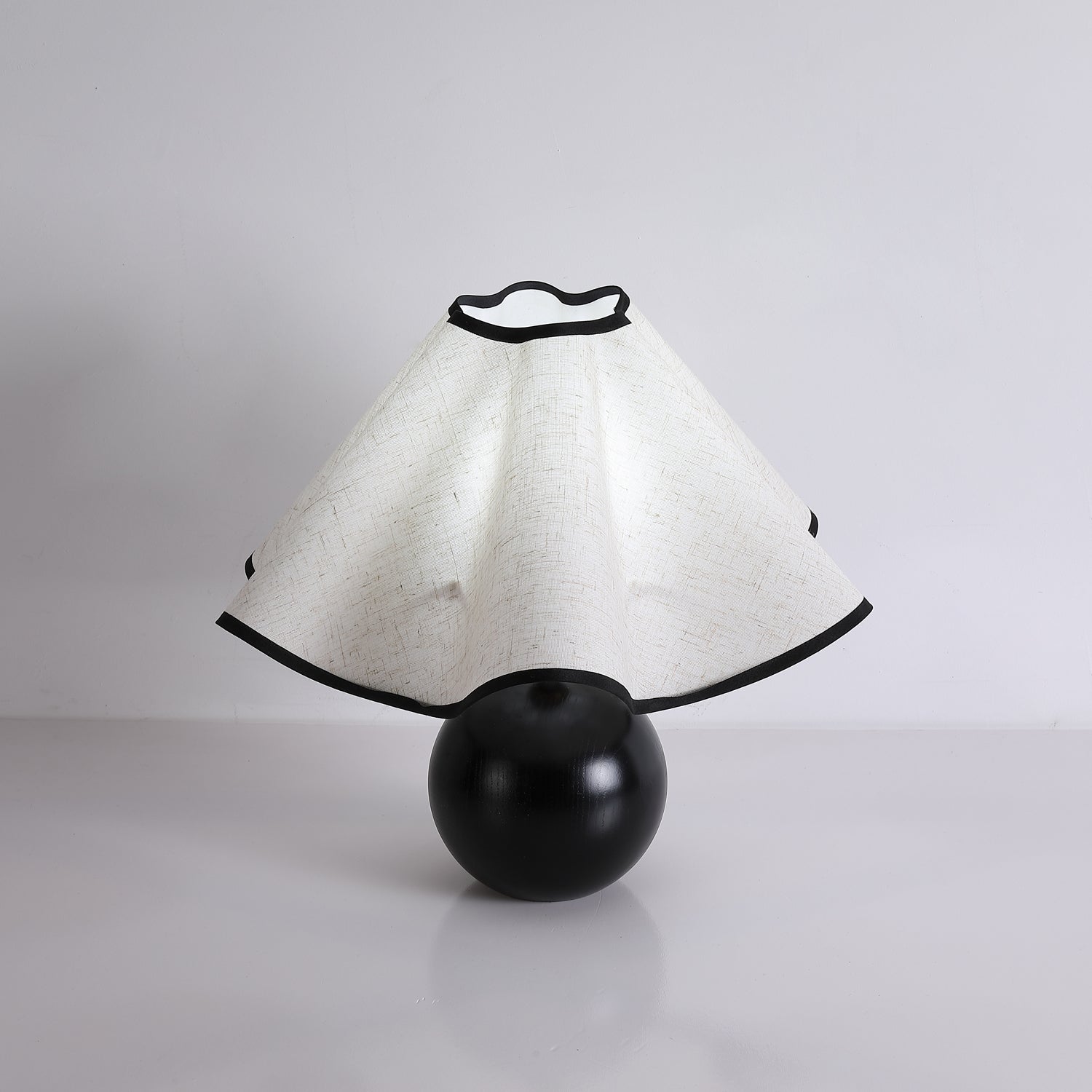 Melto Wave Table Lamp