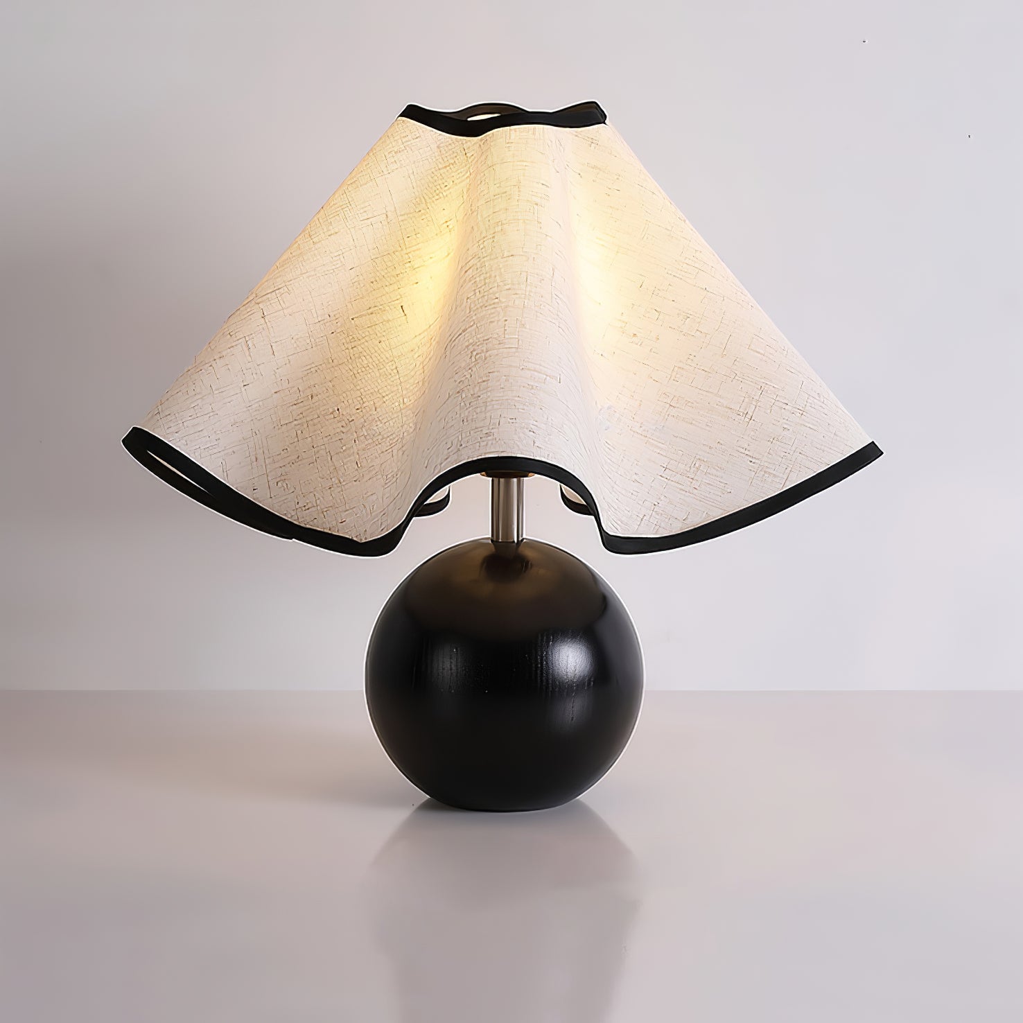 Melto Wave Table Lamp
