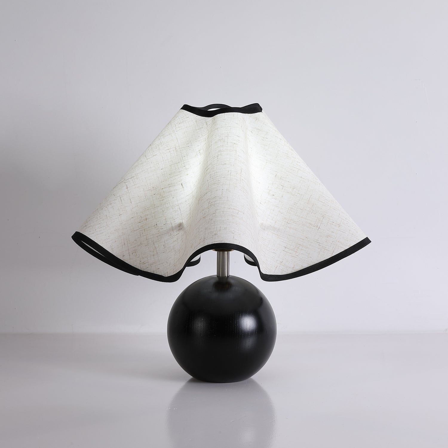 Melto Wave Table Lamp